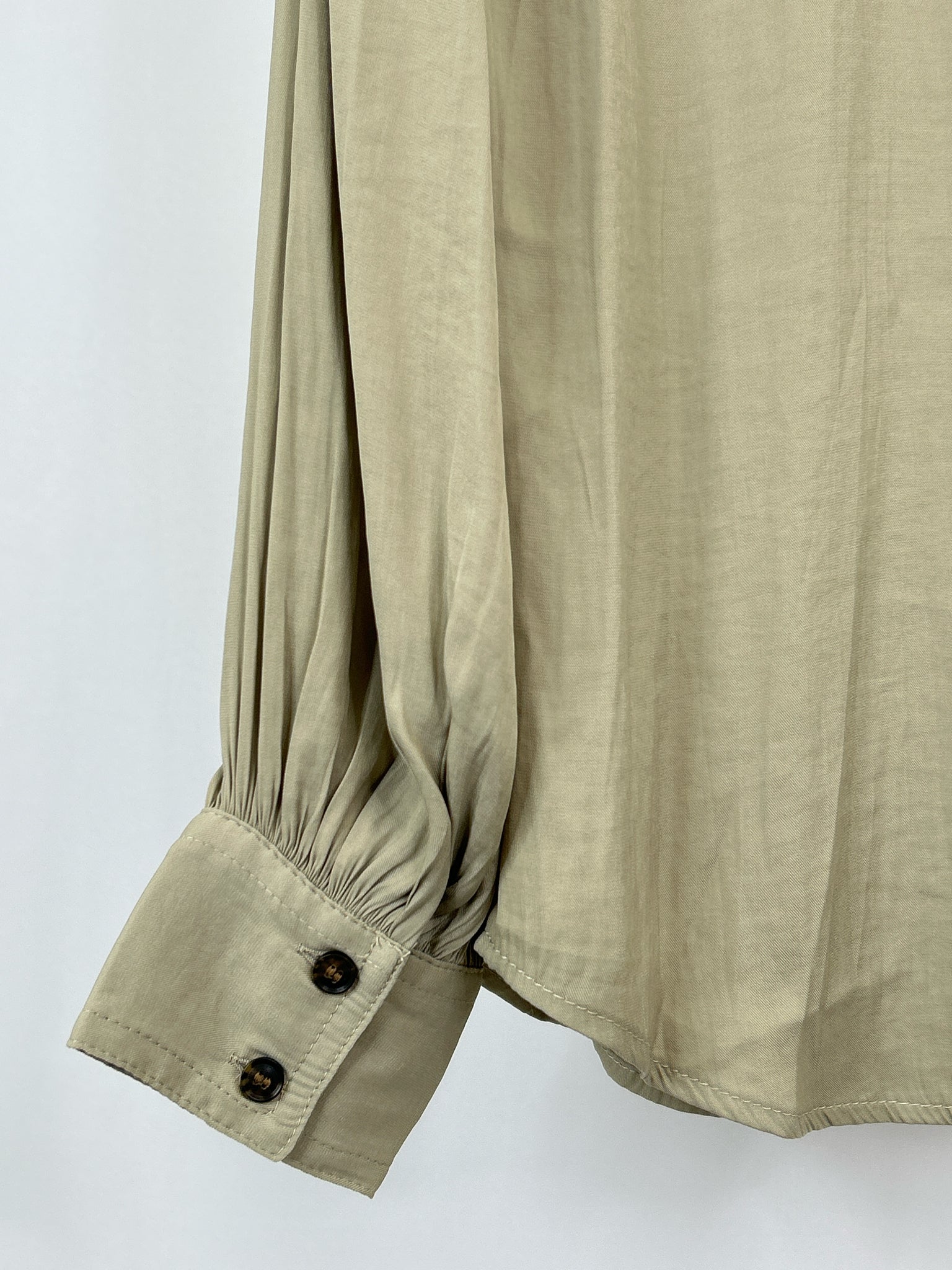BANANA REPUBLIC Size L Pale Green Women Blouse