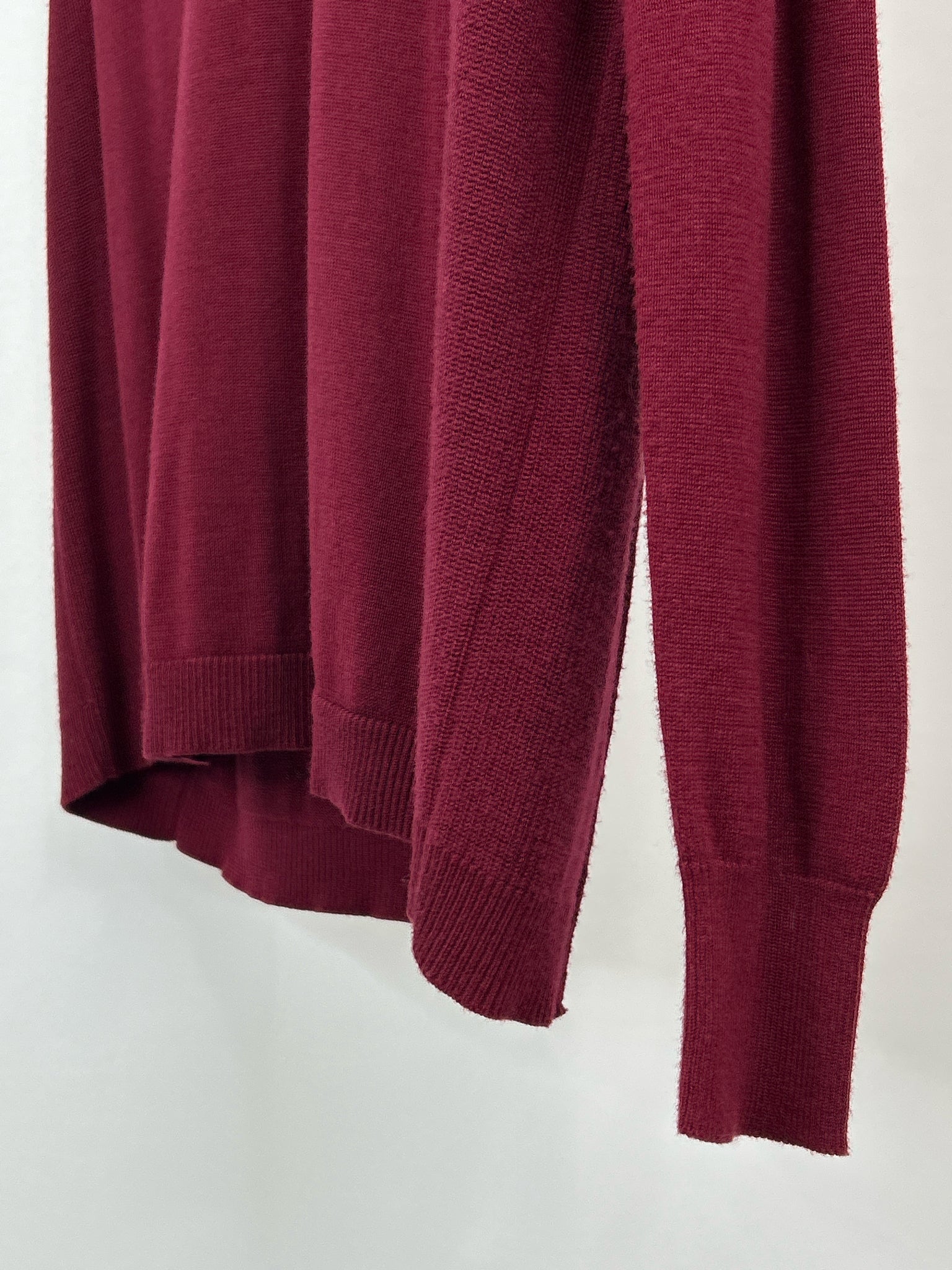 ELLIOTT LAUREN Size S/M Burgundy Women's Sweater