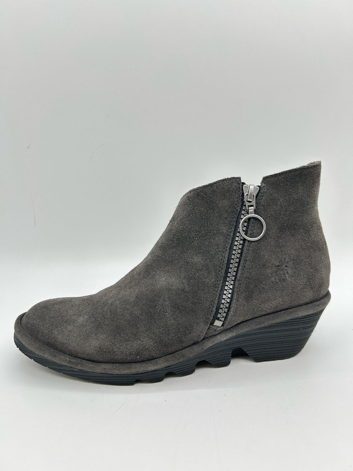 FLY LONDON Size 39 Charcoal Women Booties