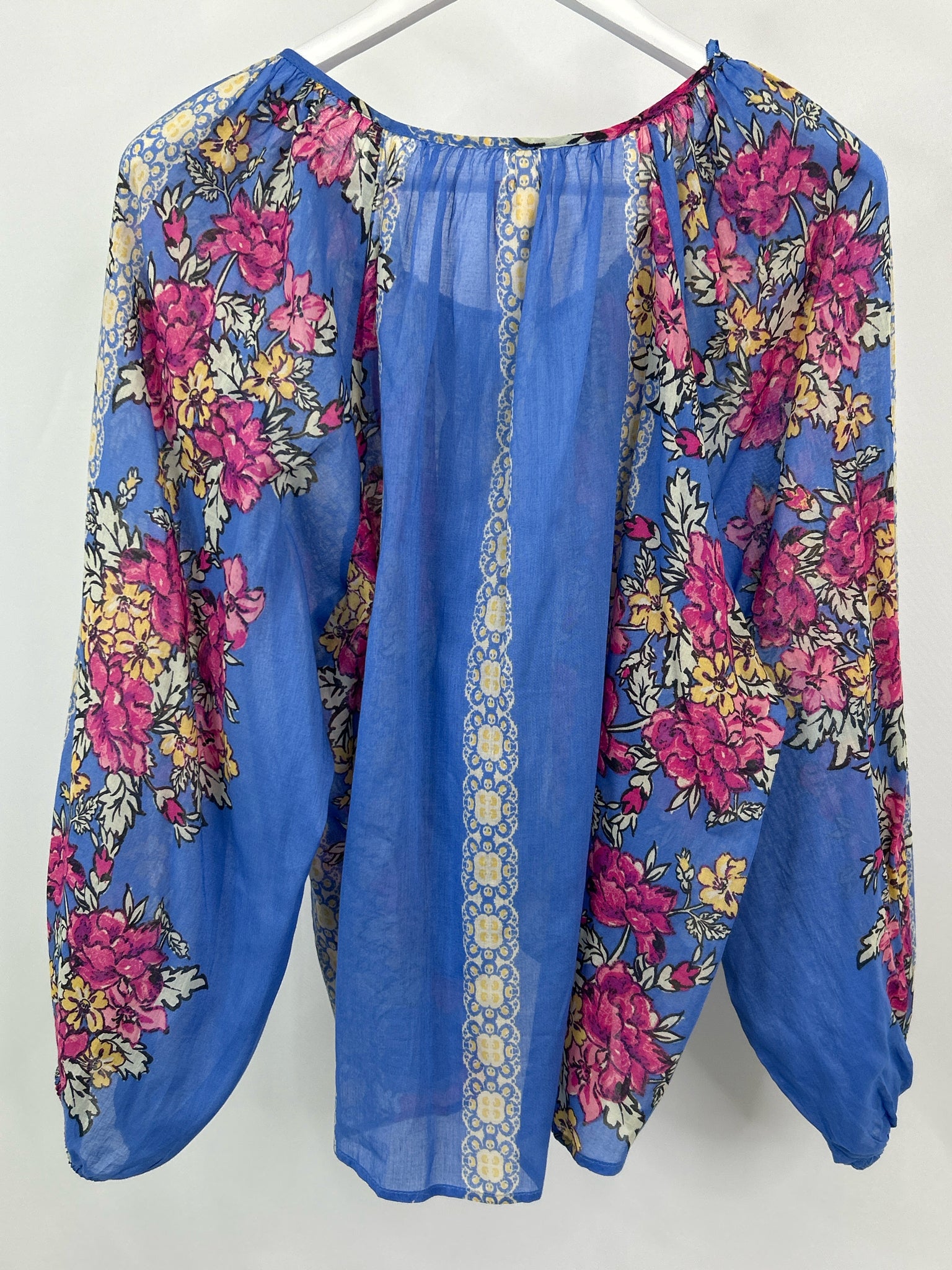 FREE PEOPLE Size M Blue floral Women Top