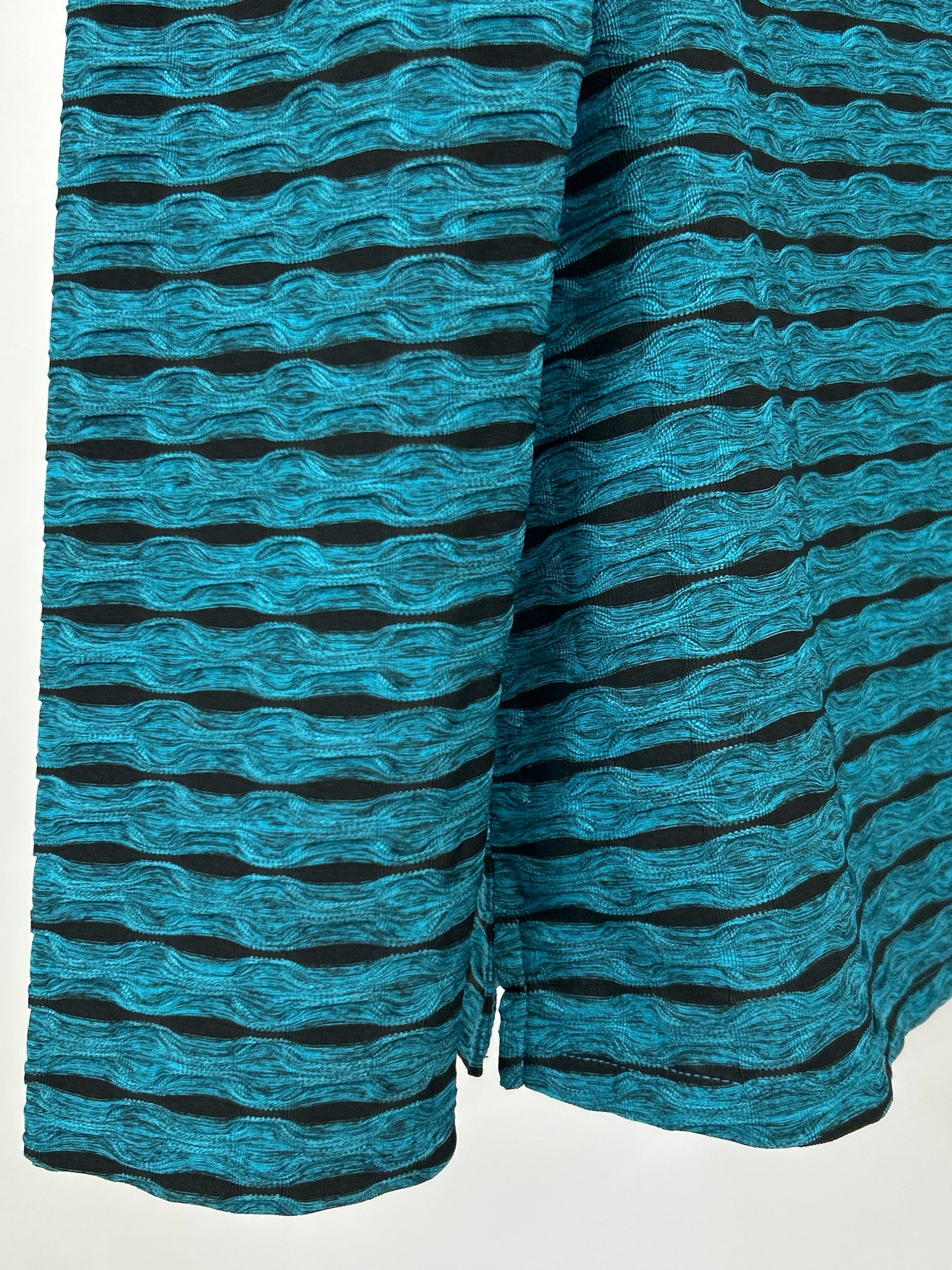 HABITAT Size S Teal and Black Women Top NWT