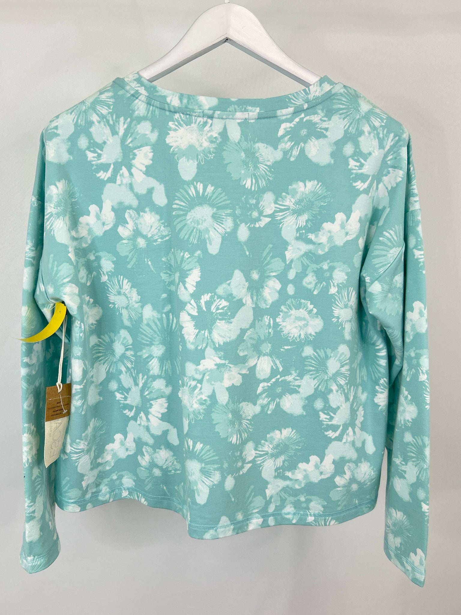 Escape by Habitat Clothes Size S MINT AND WHITE Women Pullover