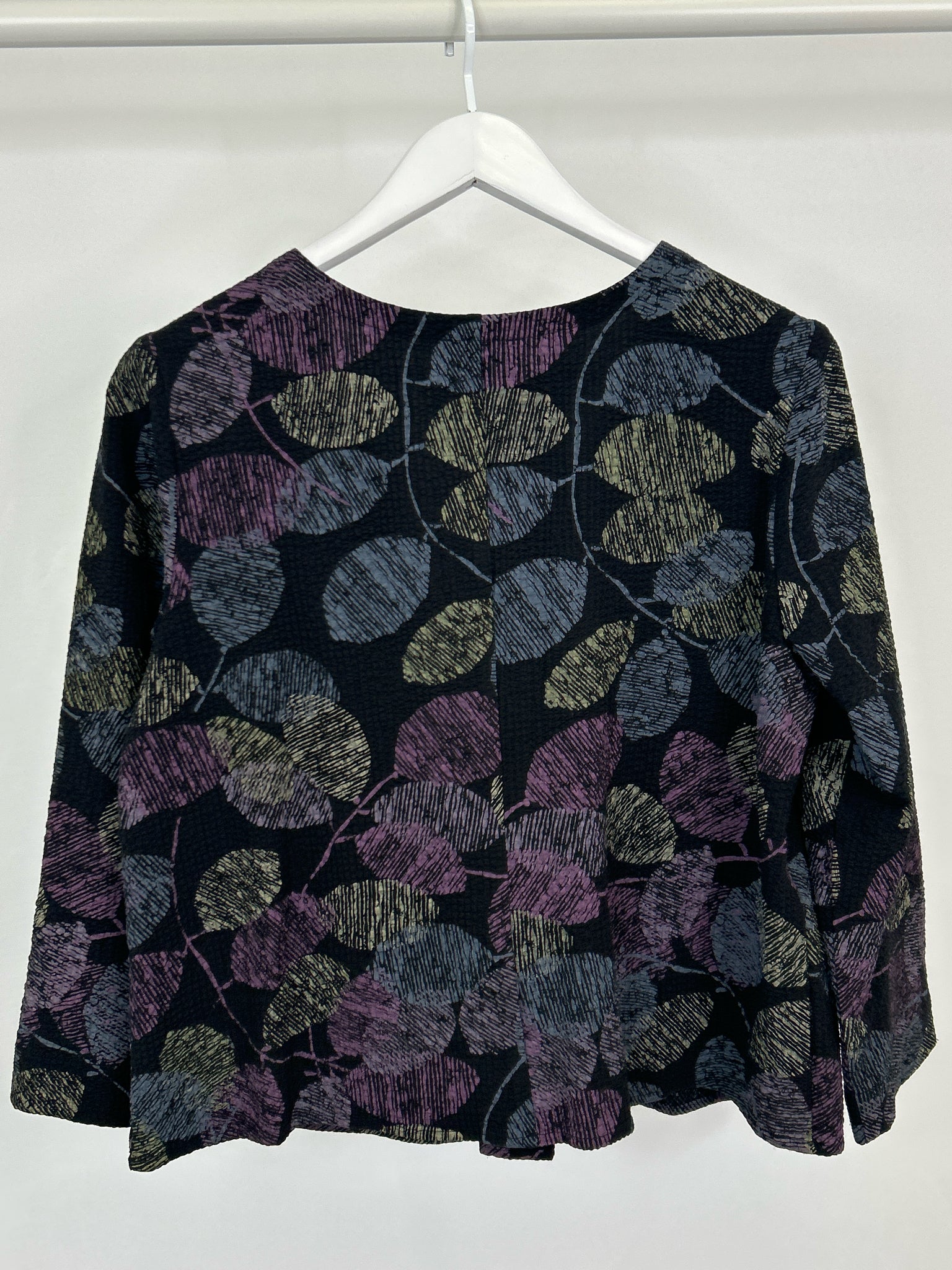 HABITAT Size S Black Print Women Top