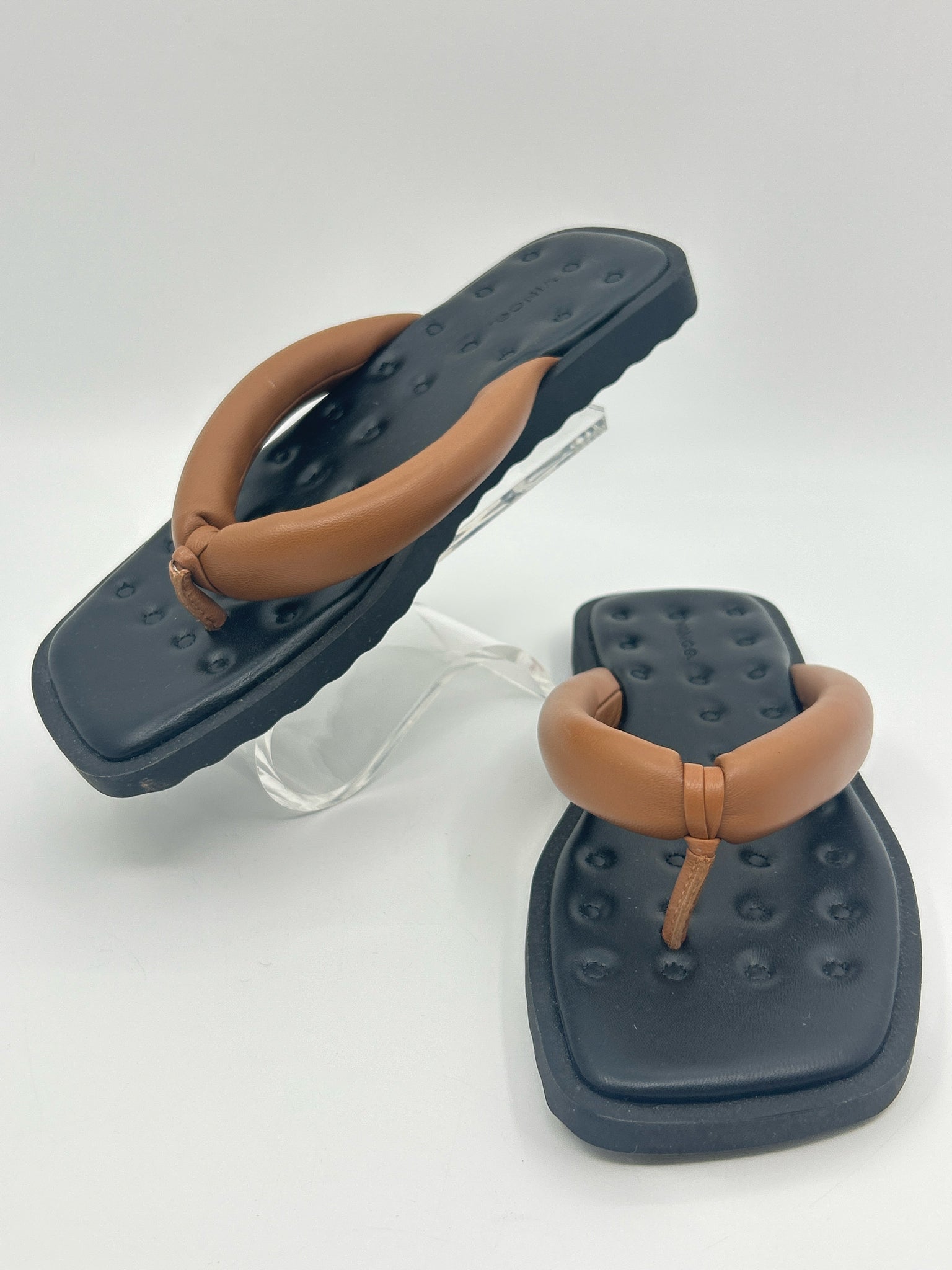VINCE Size 6.5M Brown Women Sandal