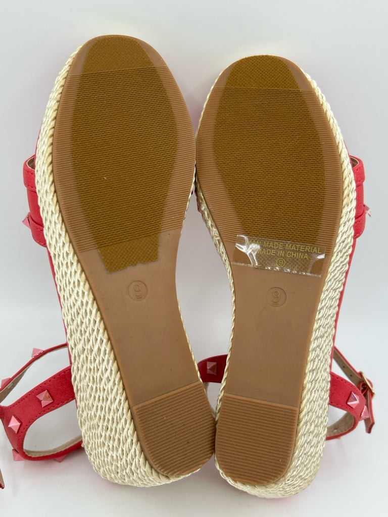 Nature Breeze Size 9 Red Women's Sandal NWOB