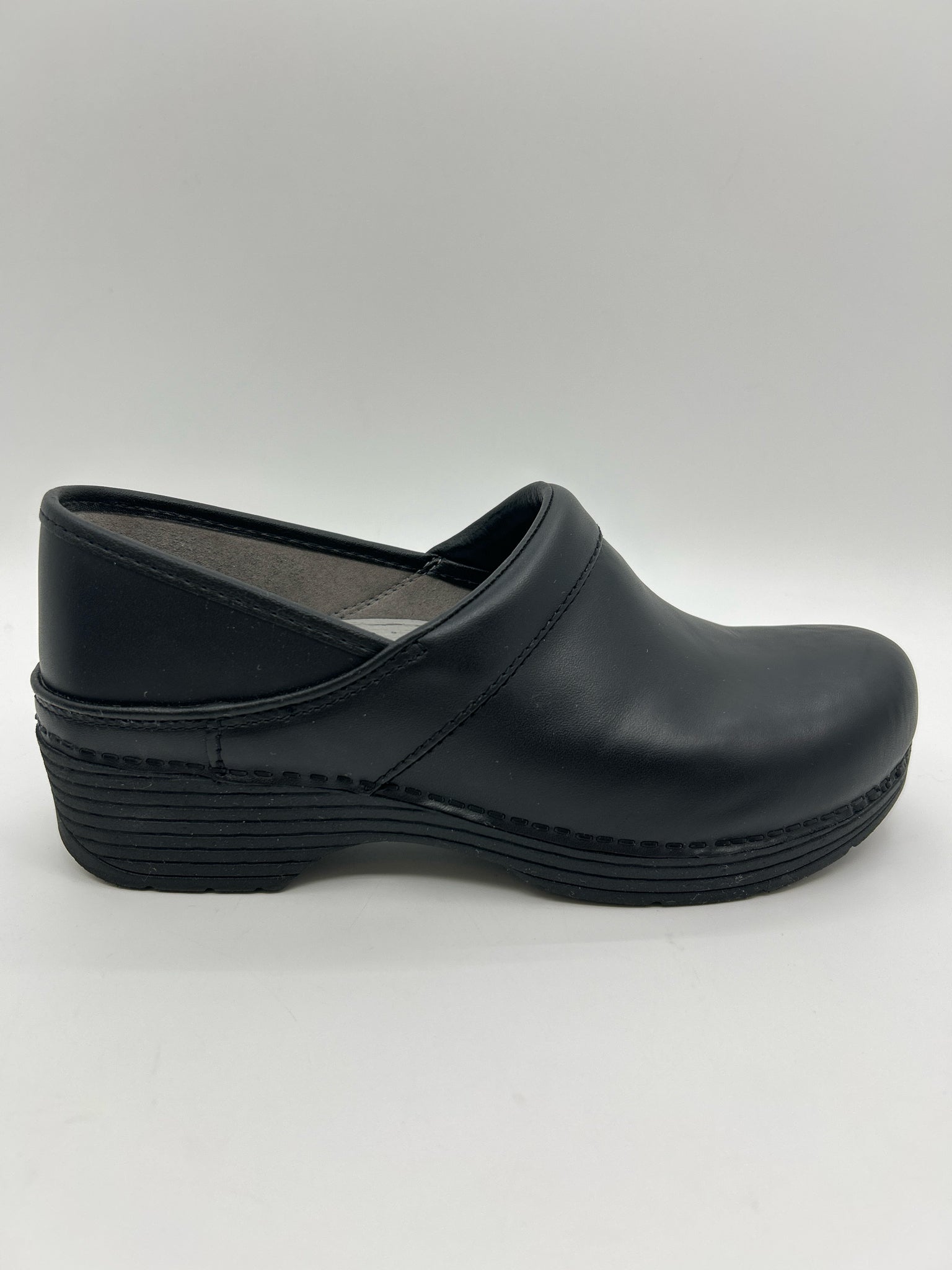 DANSKO Size 40/10 Black Women Shoes