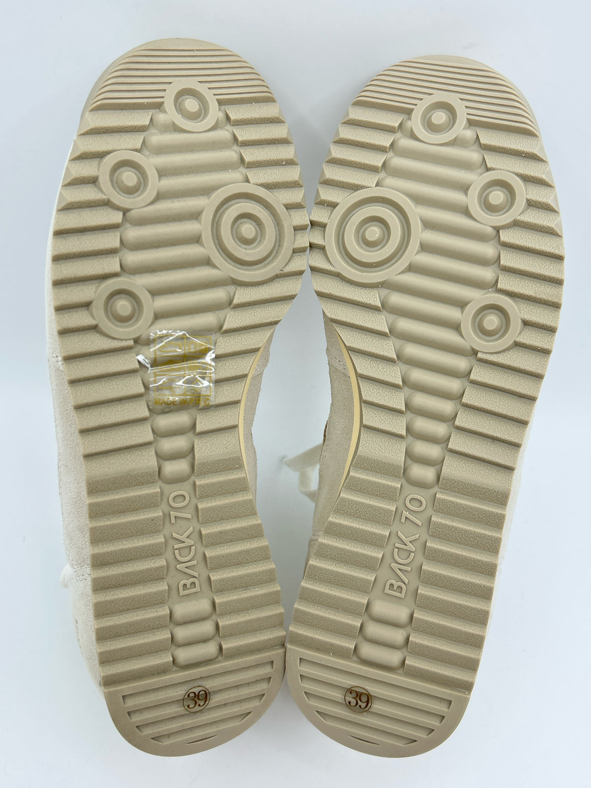Back 70 Streetwear Size 39 White and Gold Women Sneakers NIB