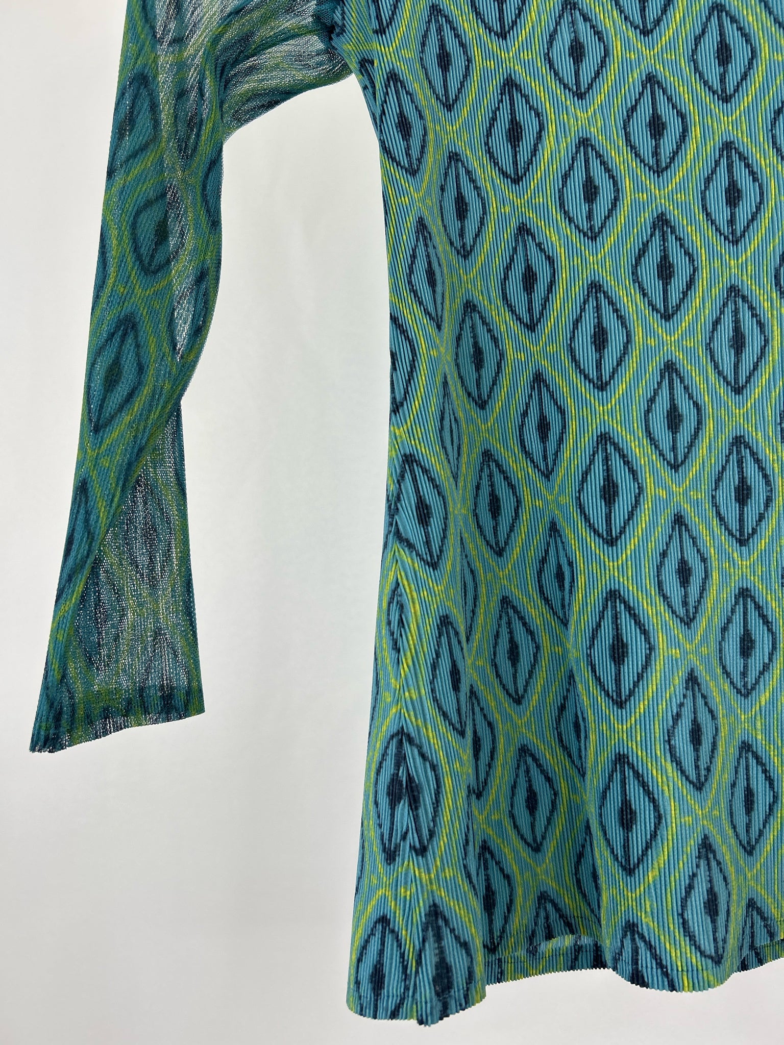 OLIVIA BY HABITAT CLOTHES Size S TEAL AND BLUE Women Top
