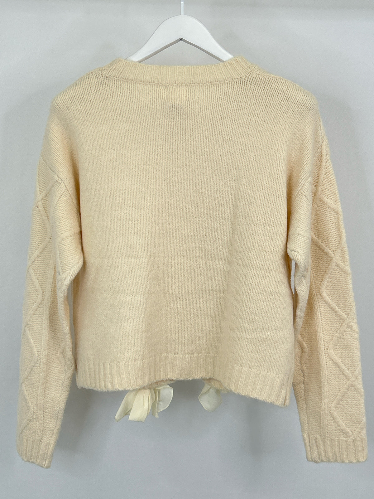 Luna Ivy Size M/L Cream Women Sweater