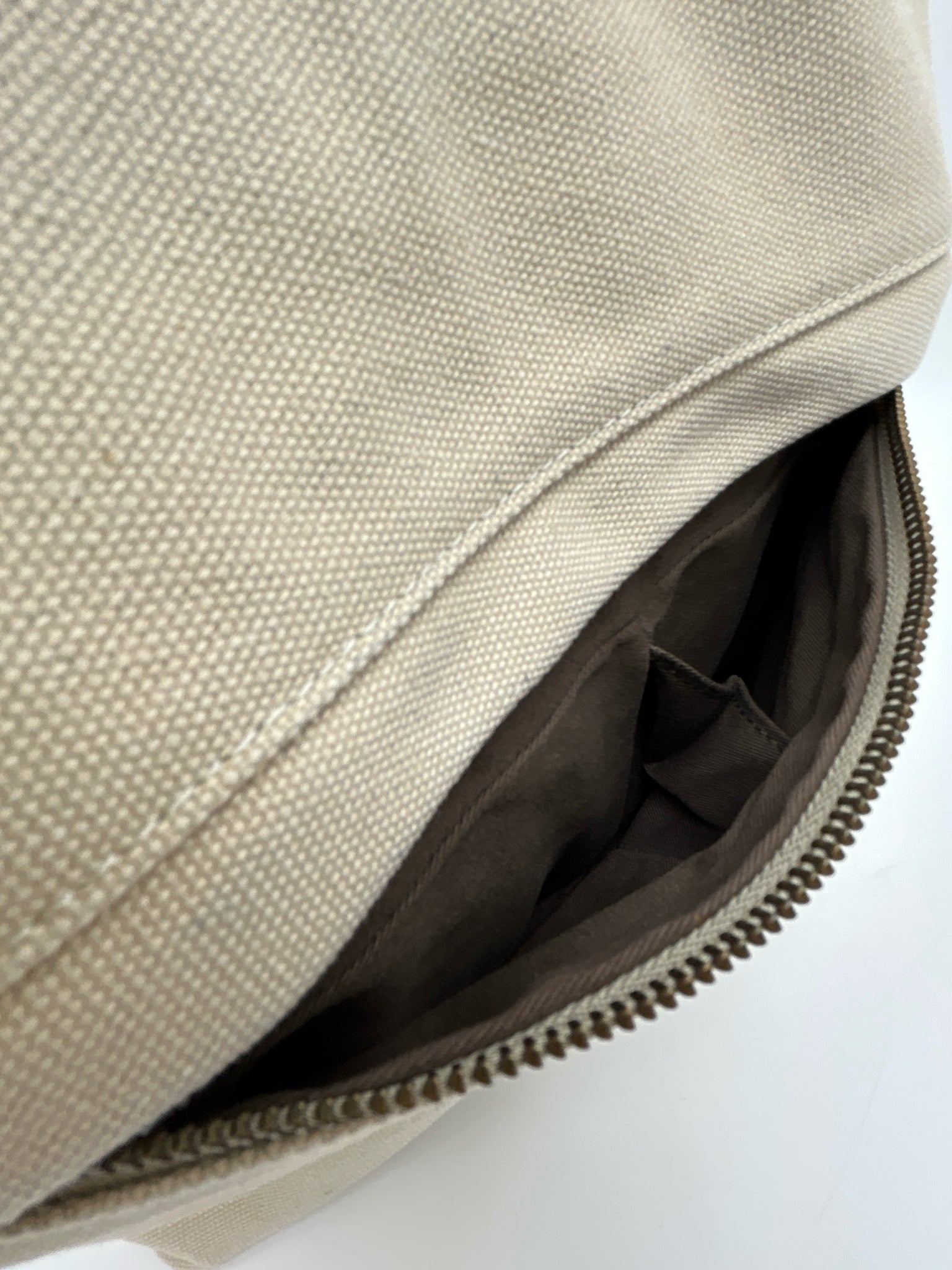 FEED Cream Women Tote