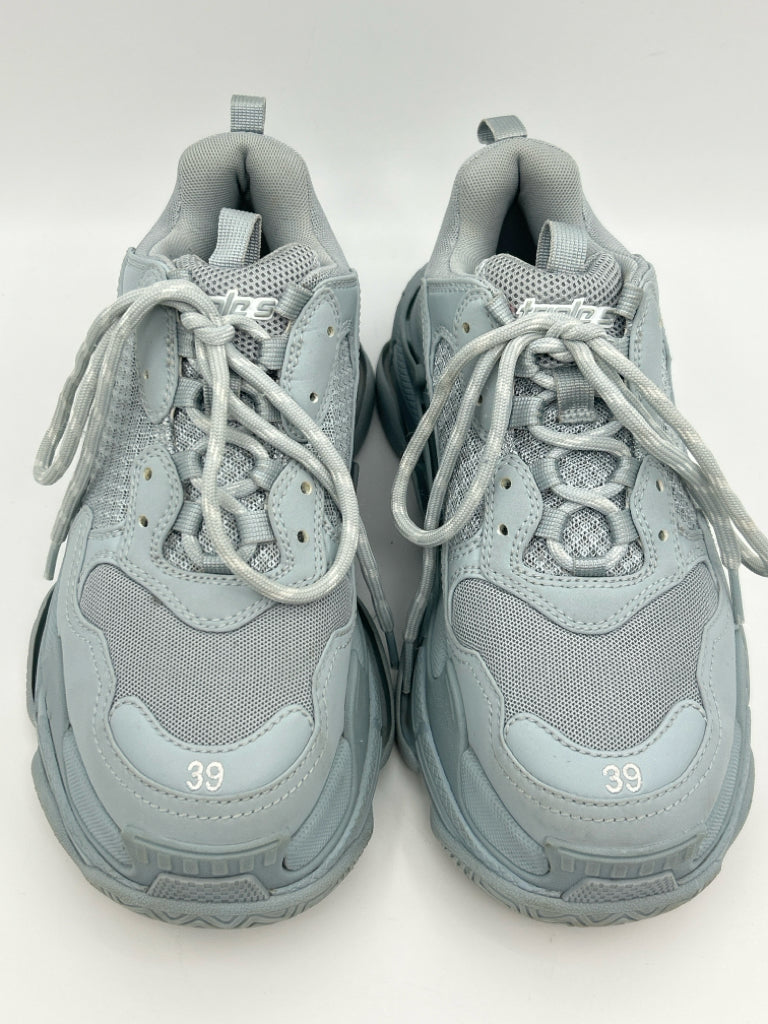 BALENCIAGA Size 39 Baby Blue Sneakers