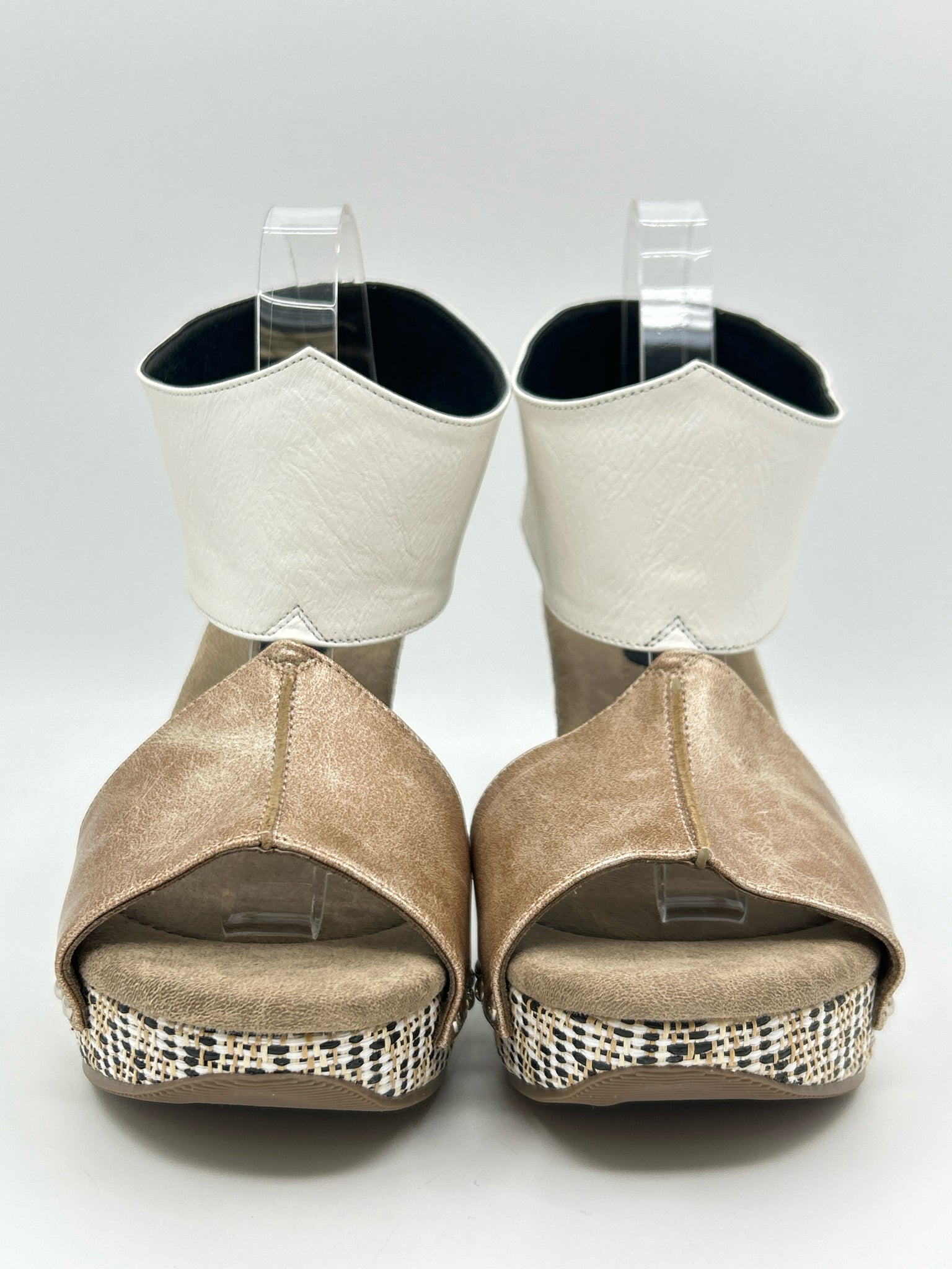 Modzori Size 8 White & Black Women Sandal