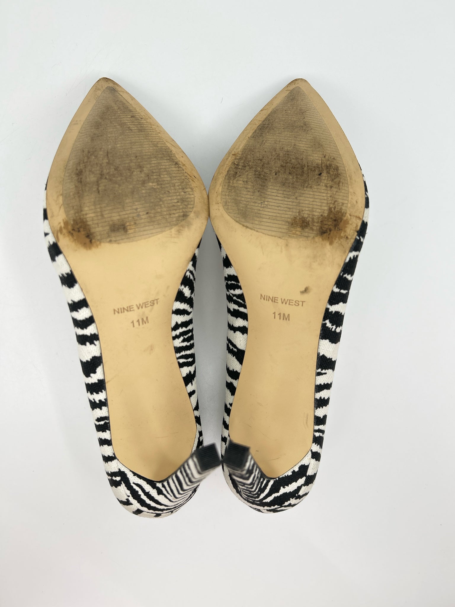 NINE WEST Size 11M Black & White Women Pumps