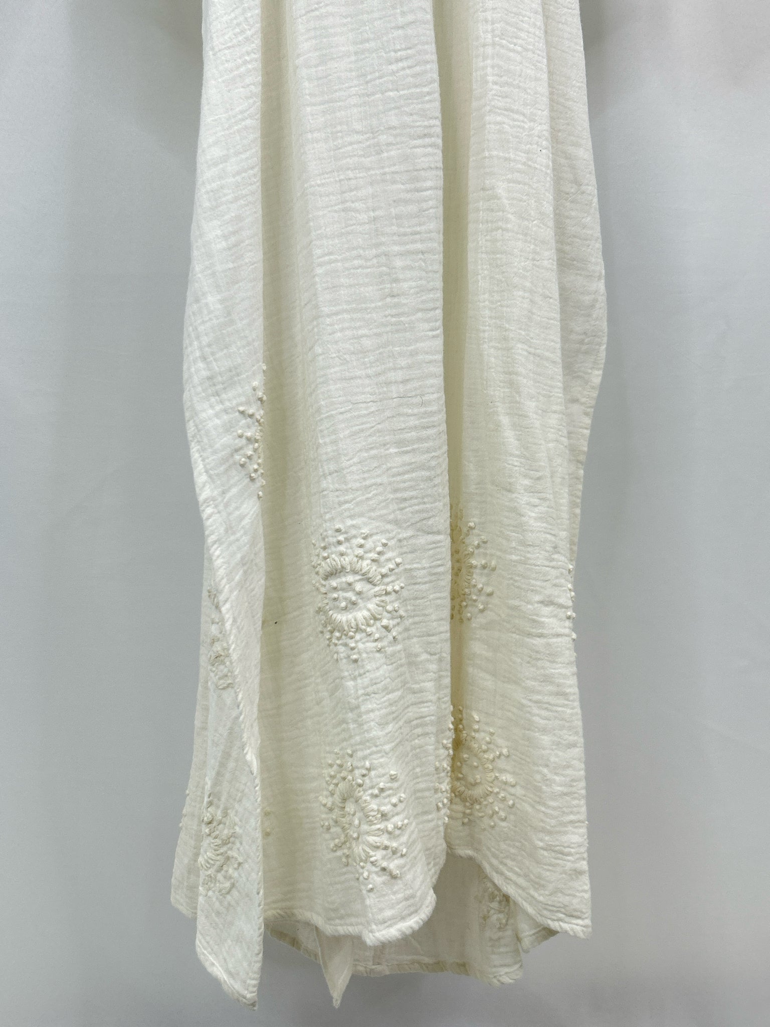 TRINA TURK Size M White Women Dress NWT