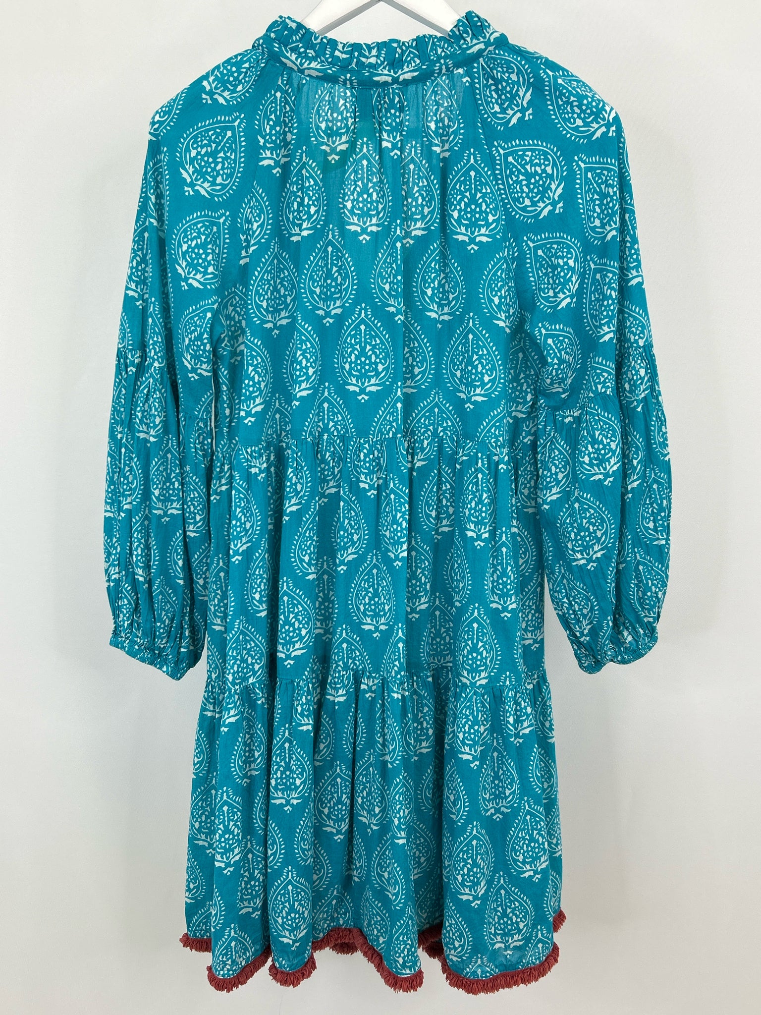 TUCKERNUCK Size M TEAL AND WHITE Women Dress