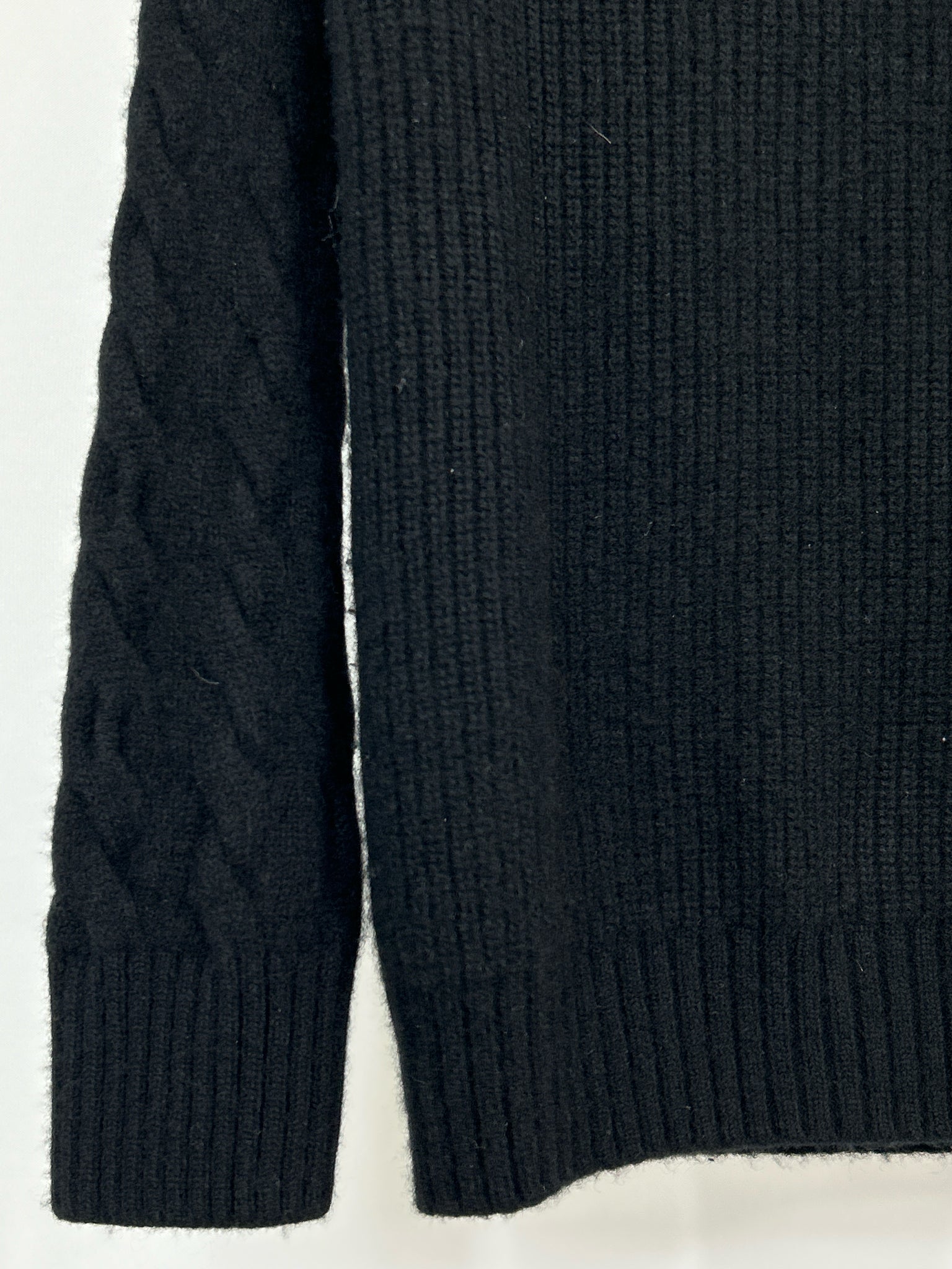 Gentle Herd Size XL Black Women Wool & Cashmere Sweater