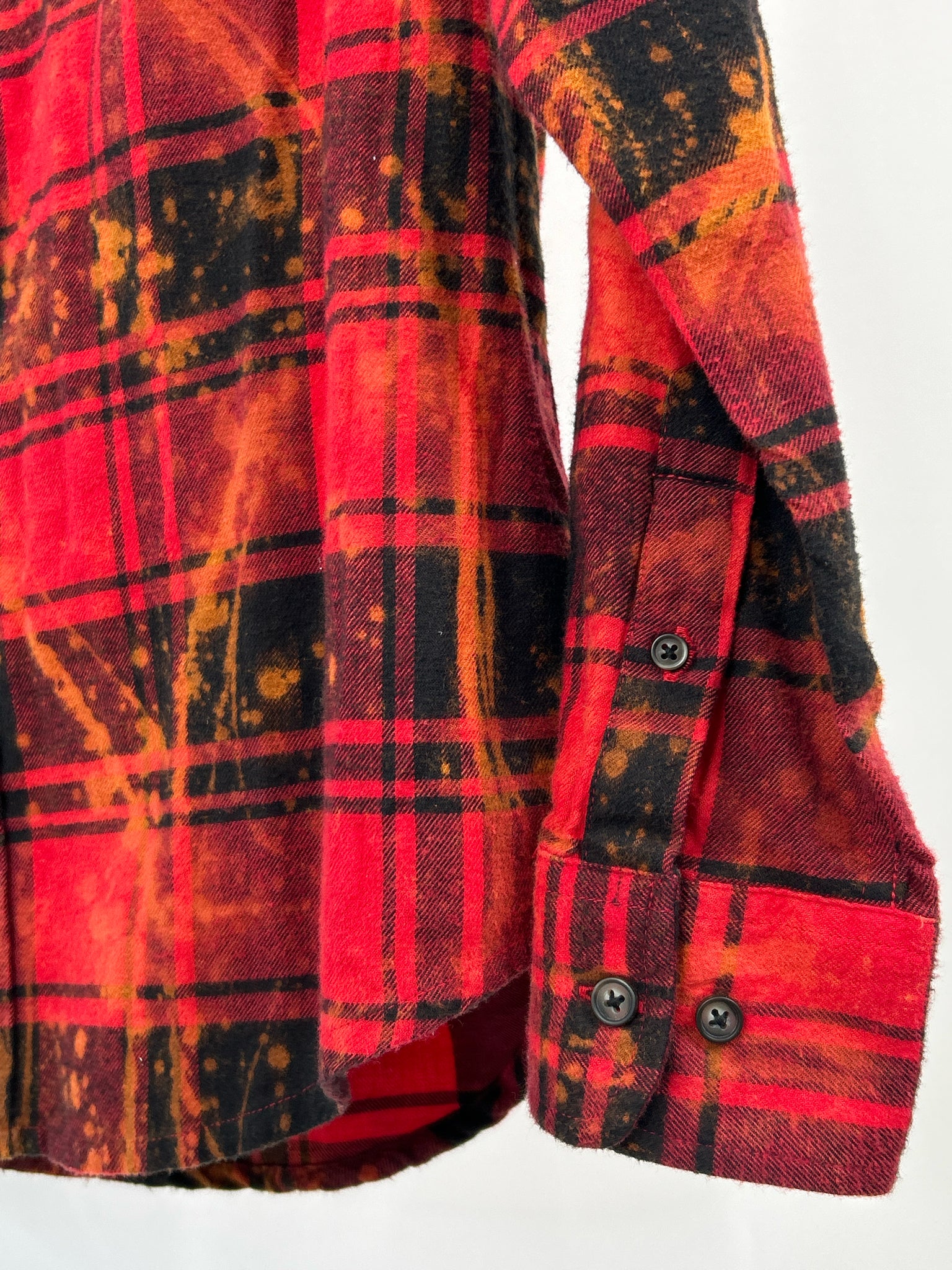 ANGRY MINNOW Size M Red and Black Women Shirt