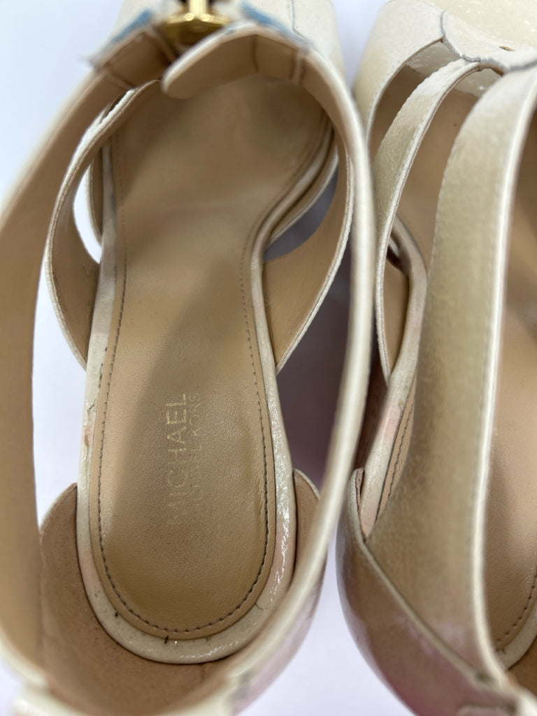 MICHAEL MICHAEL KORS Size 9M Cream Women's Sandal