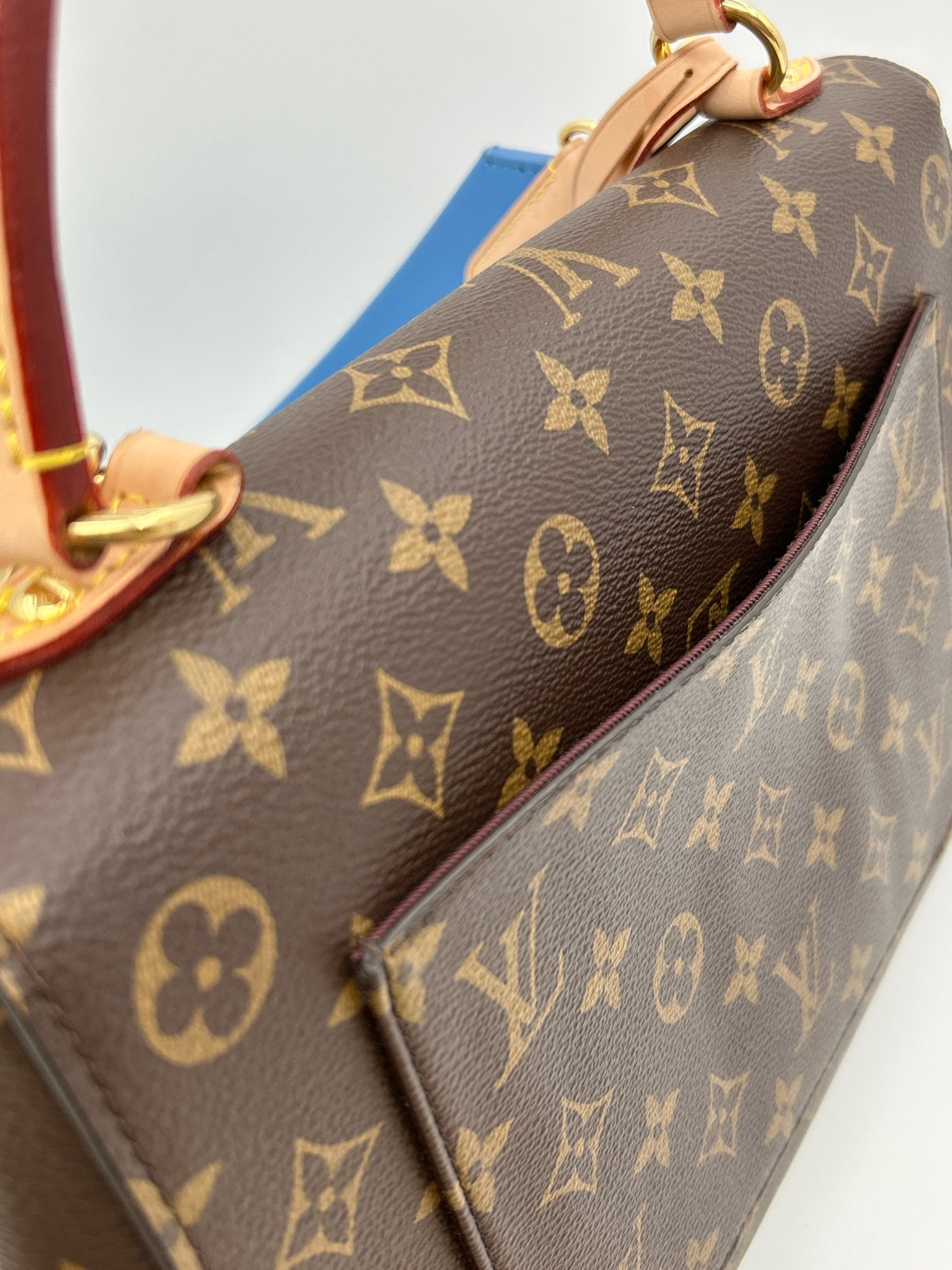 LOUIS VUITTON Cluny MM Brown Women Purse