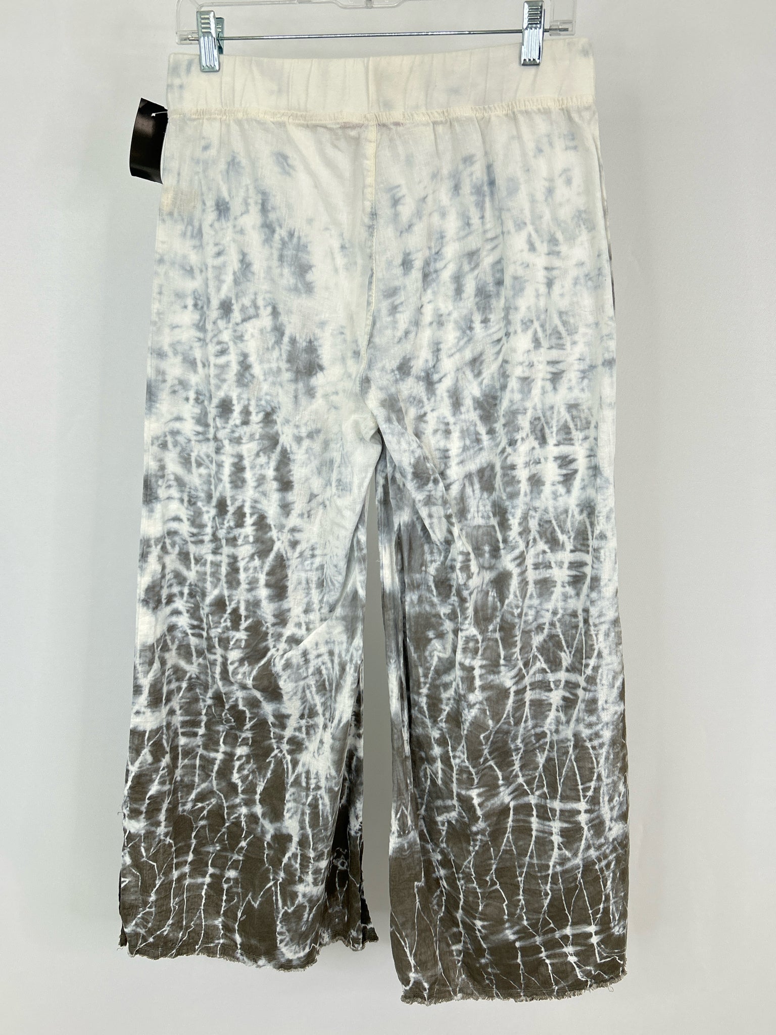 WEARABLES Size M White and Taupe Women Pants