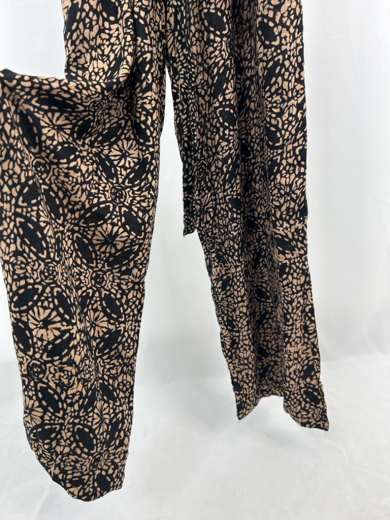 SOFT SURROUNDINGS Size M Black Print Bali Jumpsuit