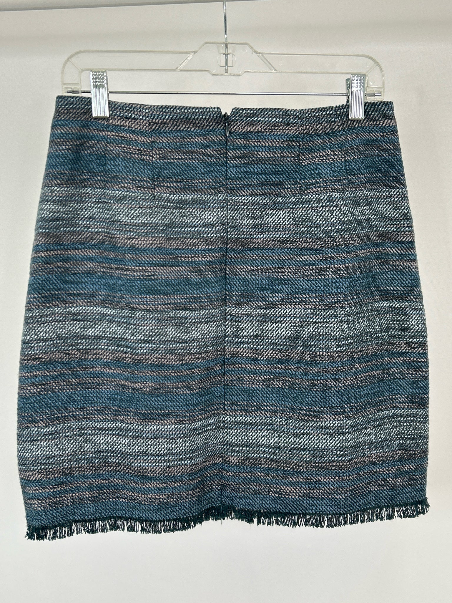 LOFT Size 6 BLUE AND PINK Women Skirt