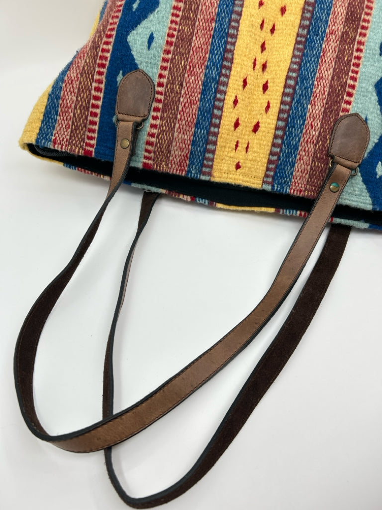 MARIA JOSE ARTES Multi-Color Women's Tote