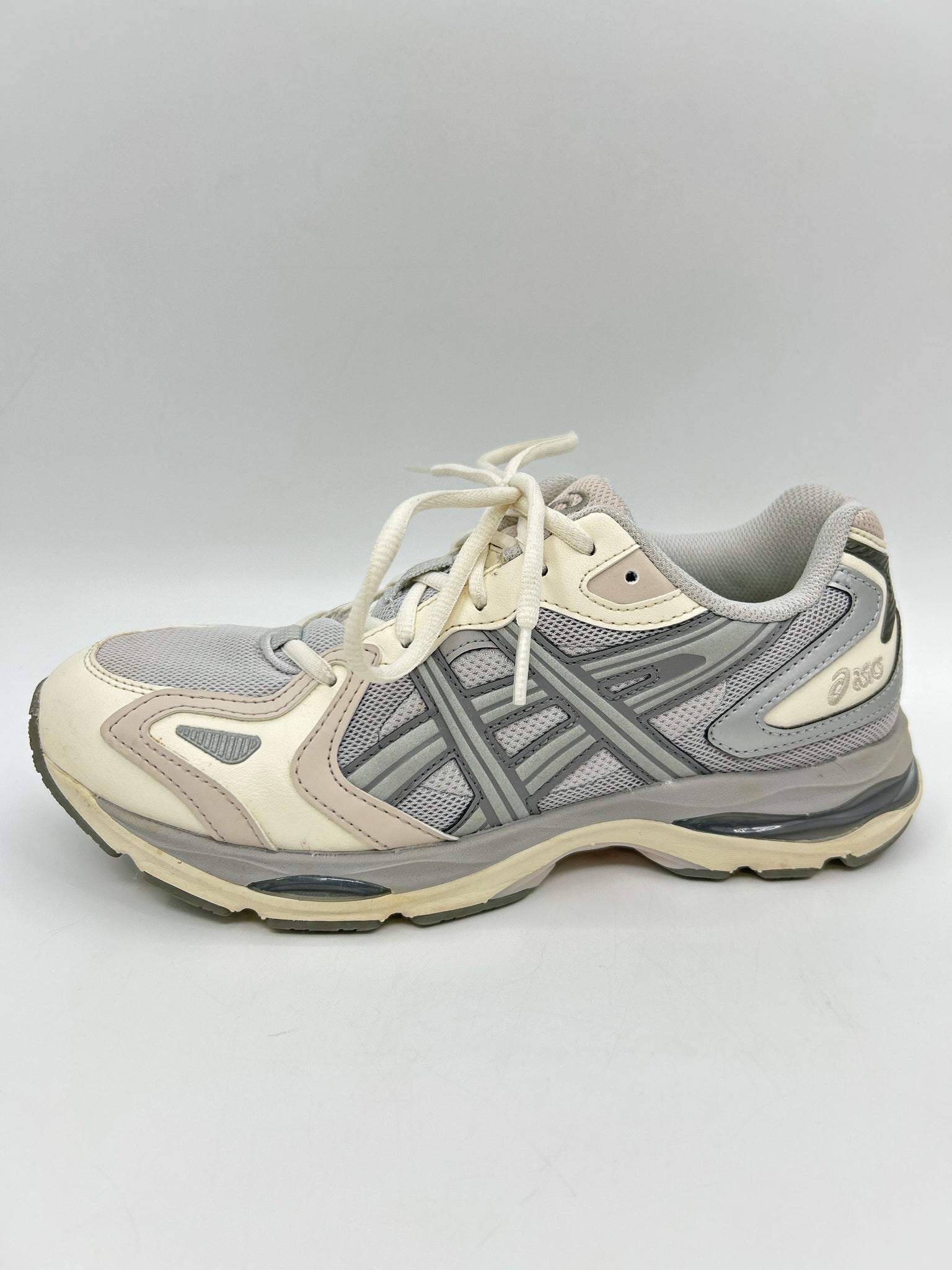 ASICS Size 7.5 GRAY AND IVORY Women Sneakers