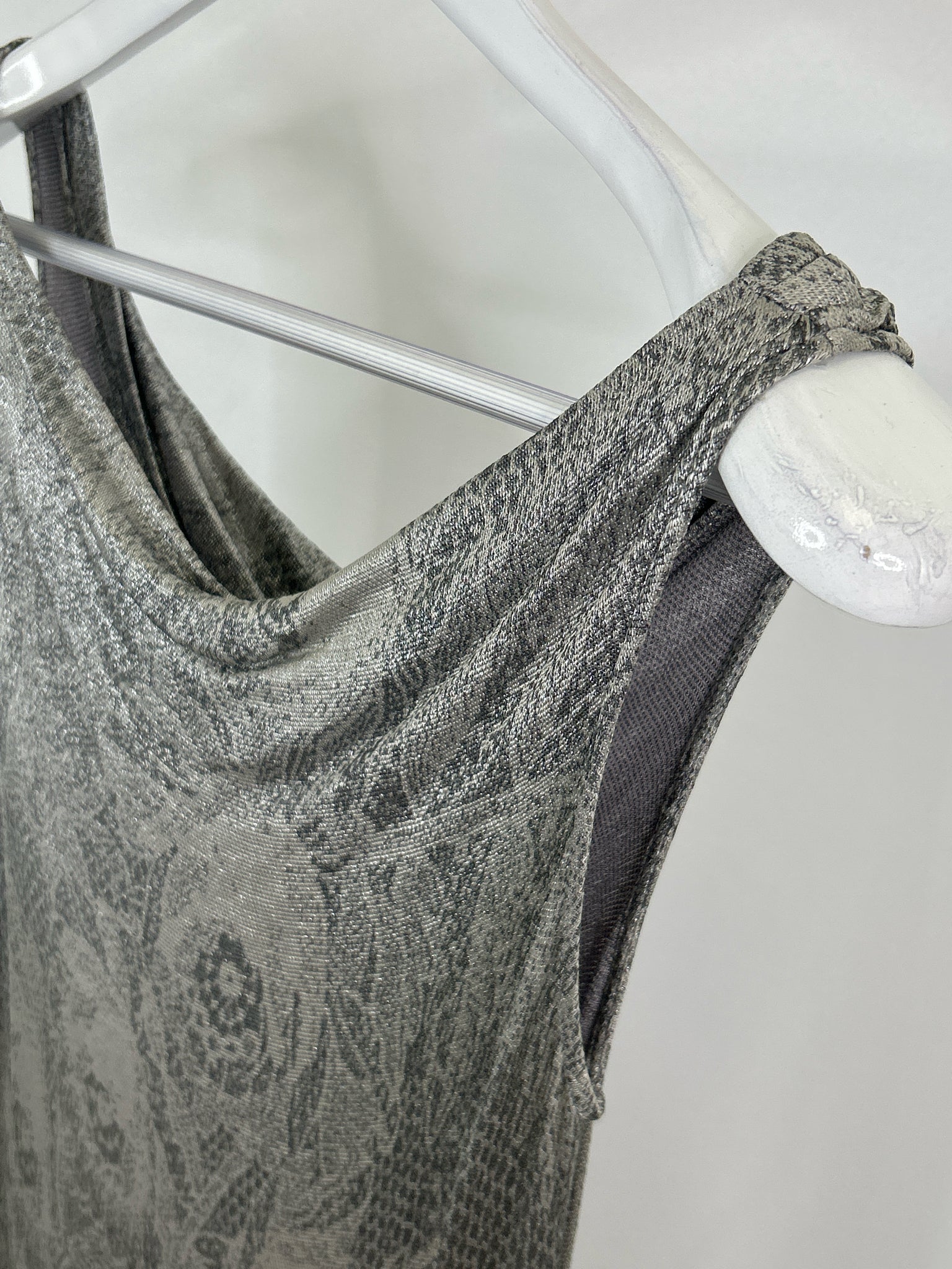 DIANE VON FURSTENBERG Size 2 Silver Metallic Women Dress