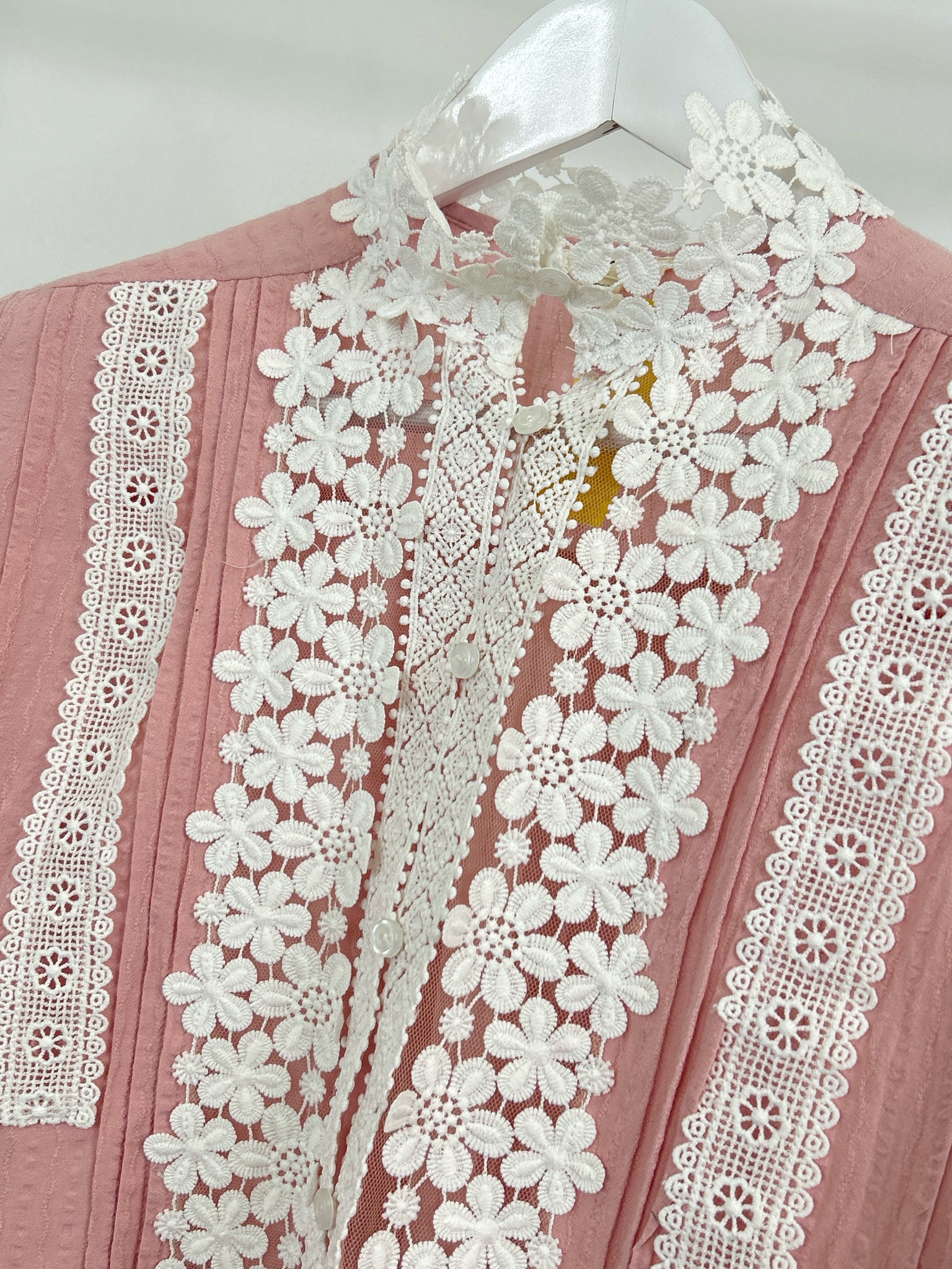 POL Size M PINK AND WHITE Women Blouse