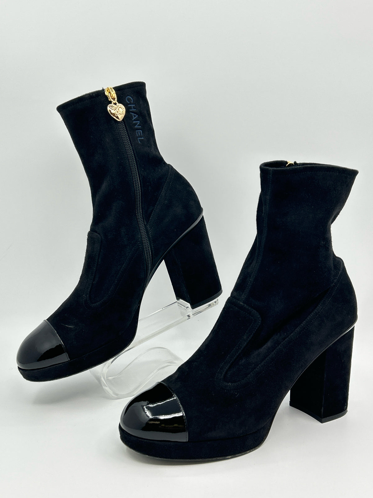 CHANEL Size 41/10 Black Women Booties