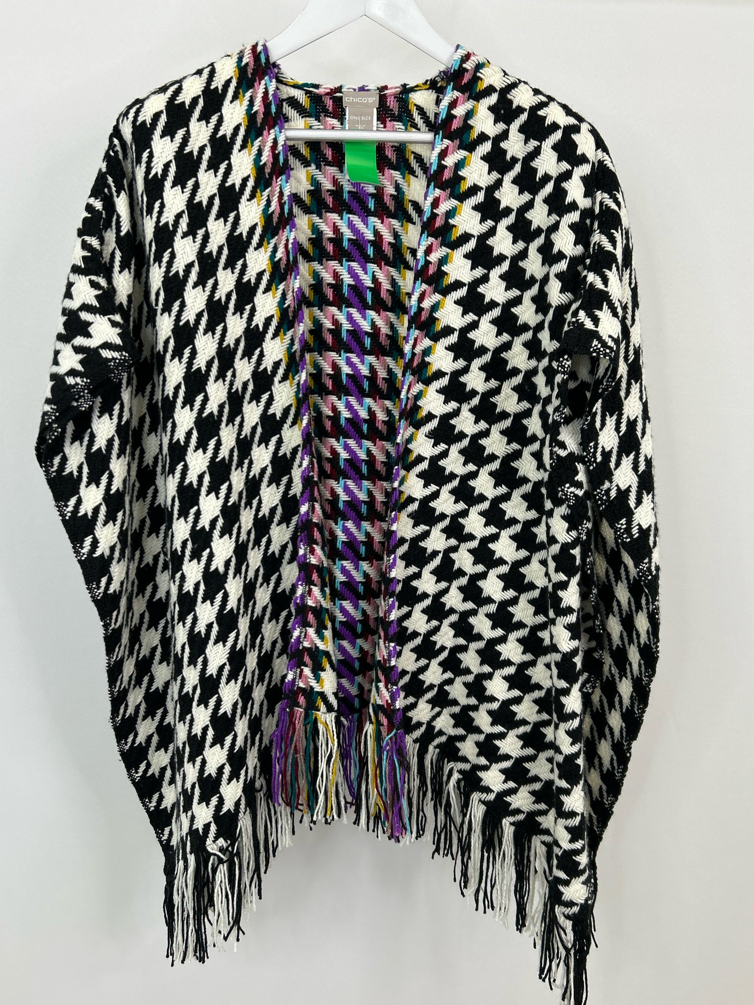 CHICO'S Size One Size Black and White Women Poncho