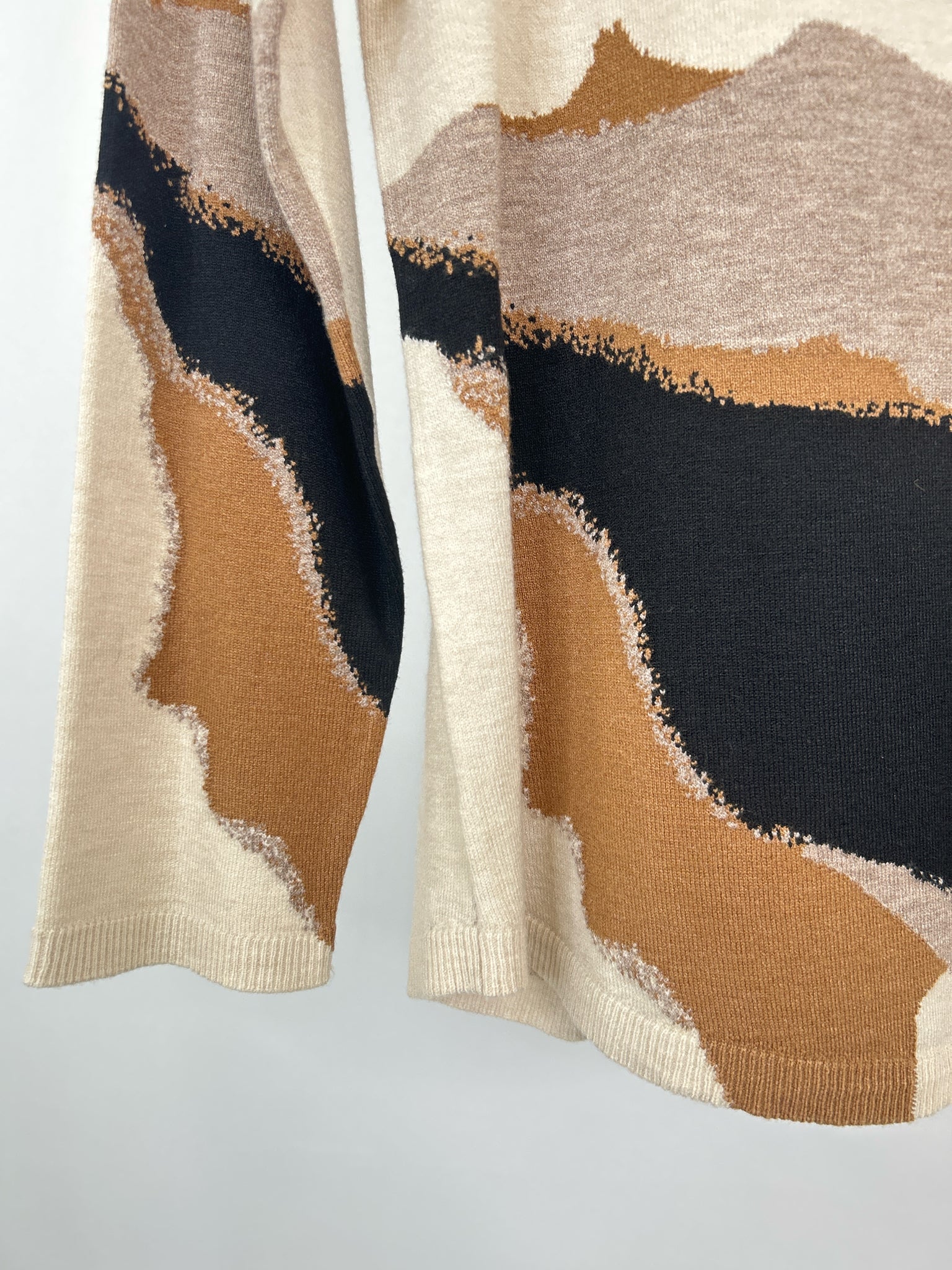 CHICO'S Size M CREAM AND BLACK Women Sweater