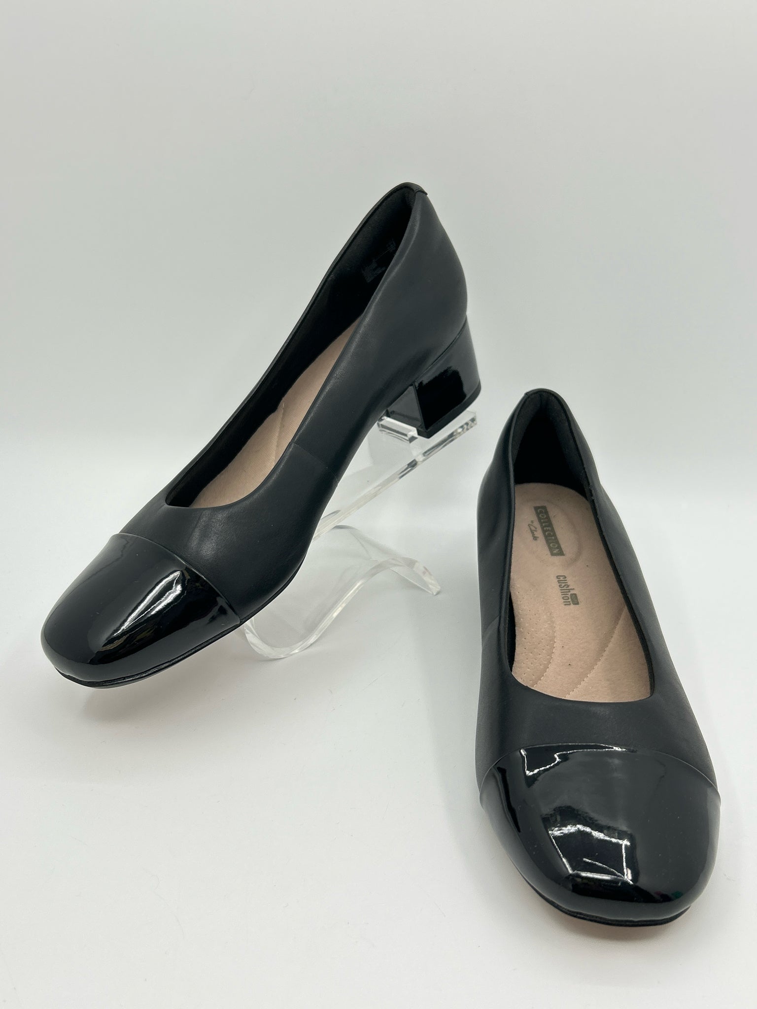 CLARKS COLLECTION Size 9M Black Women Pumps