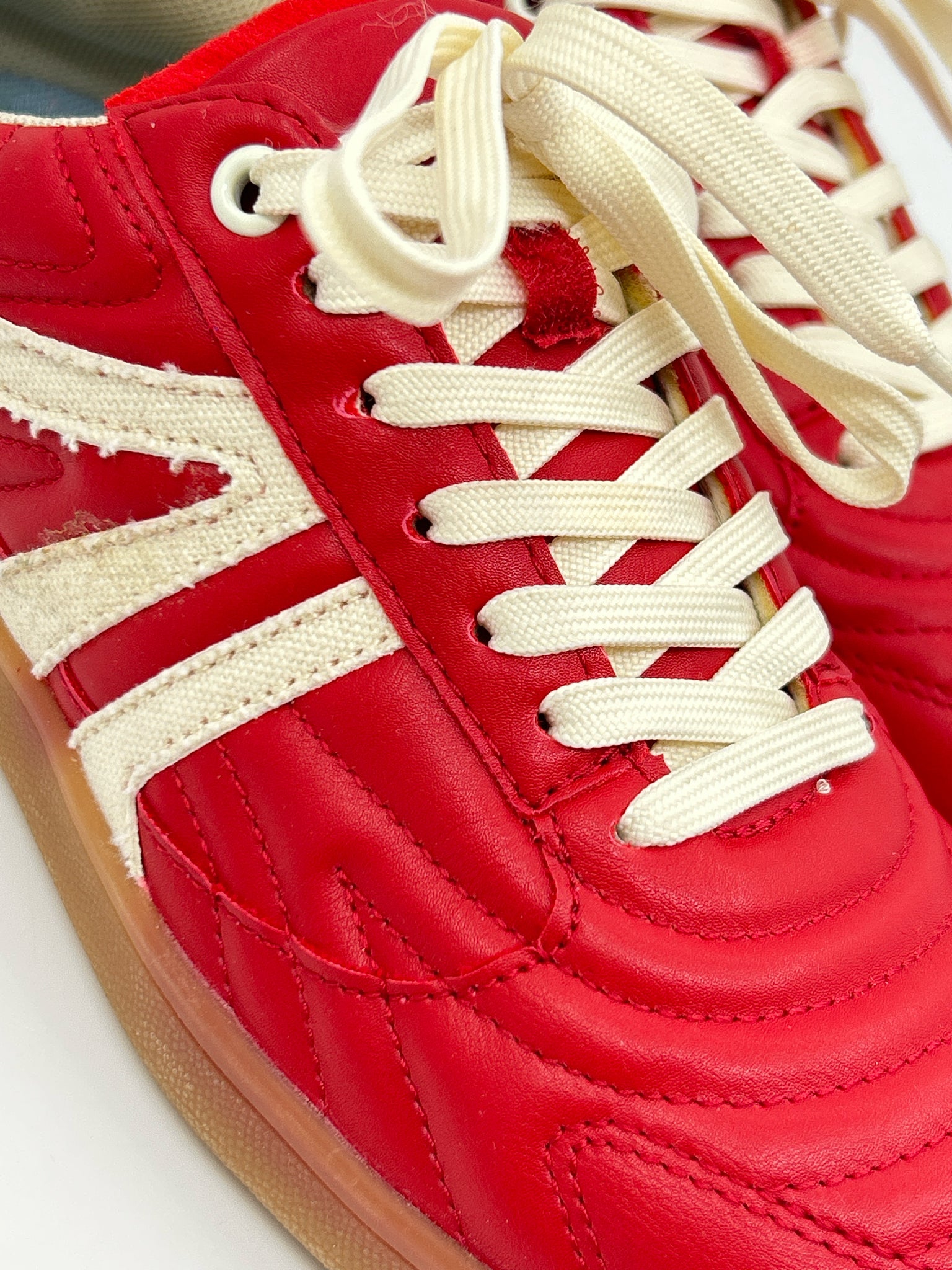 STEVE MADDEN Size 7.5M Red Women Sneakers