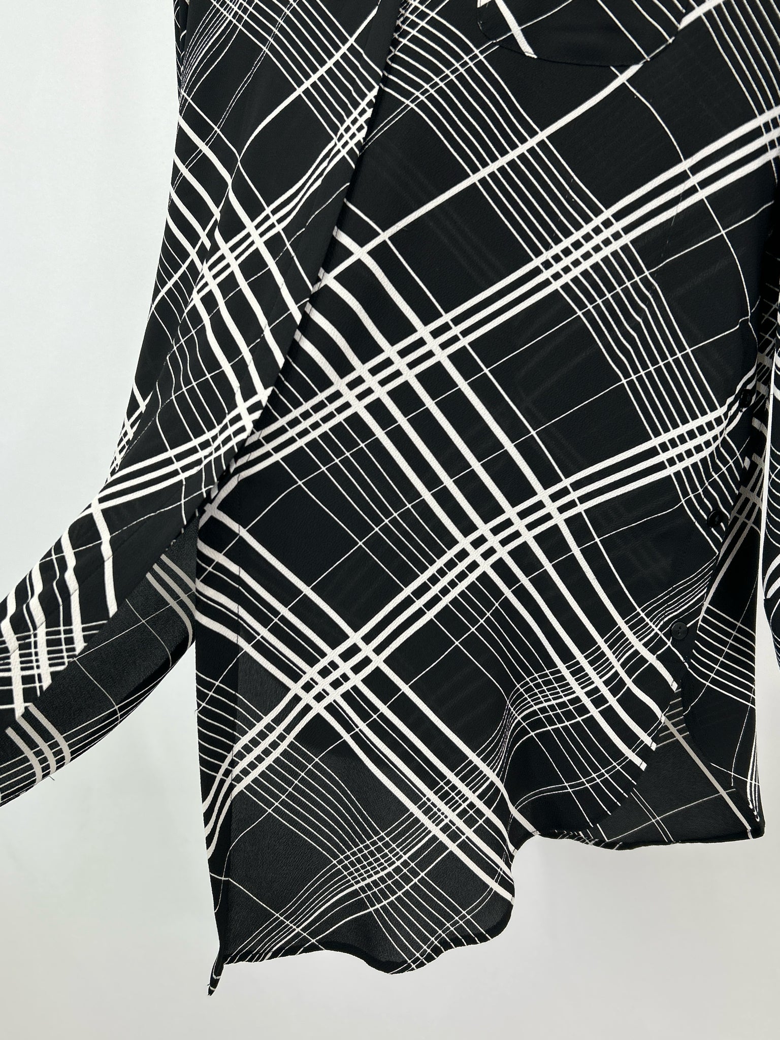 CHICO'S Size 12 Black and White Women Tunic