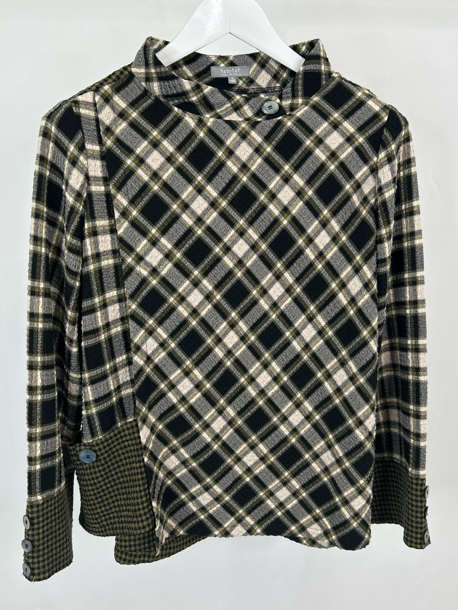 HABITAT Size S Black Plaid Women Top NWT