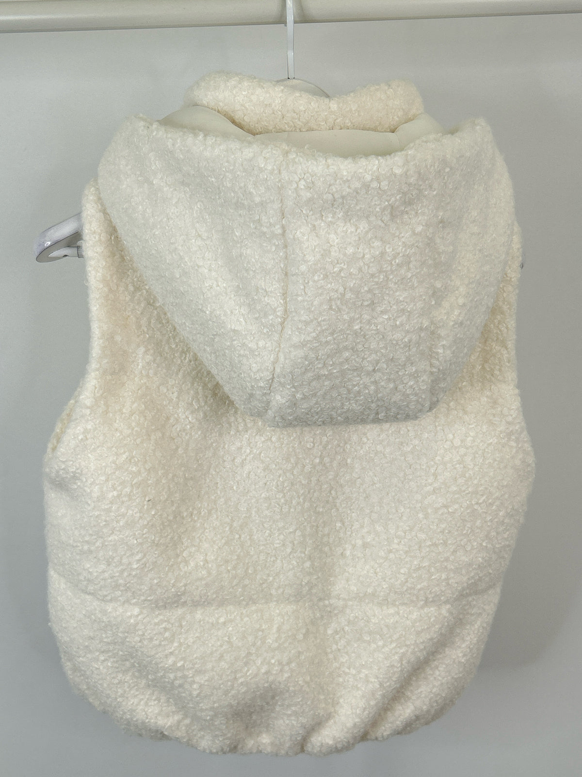 ALICE + OLIVIA Size M White Women Vest
