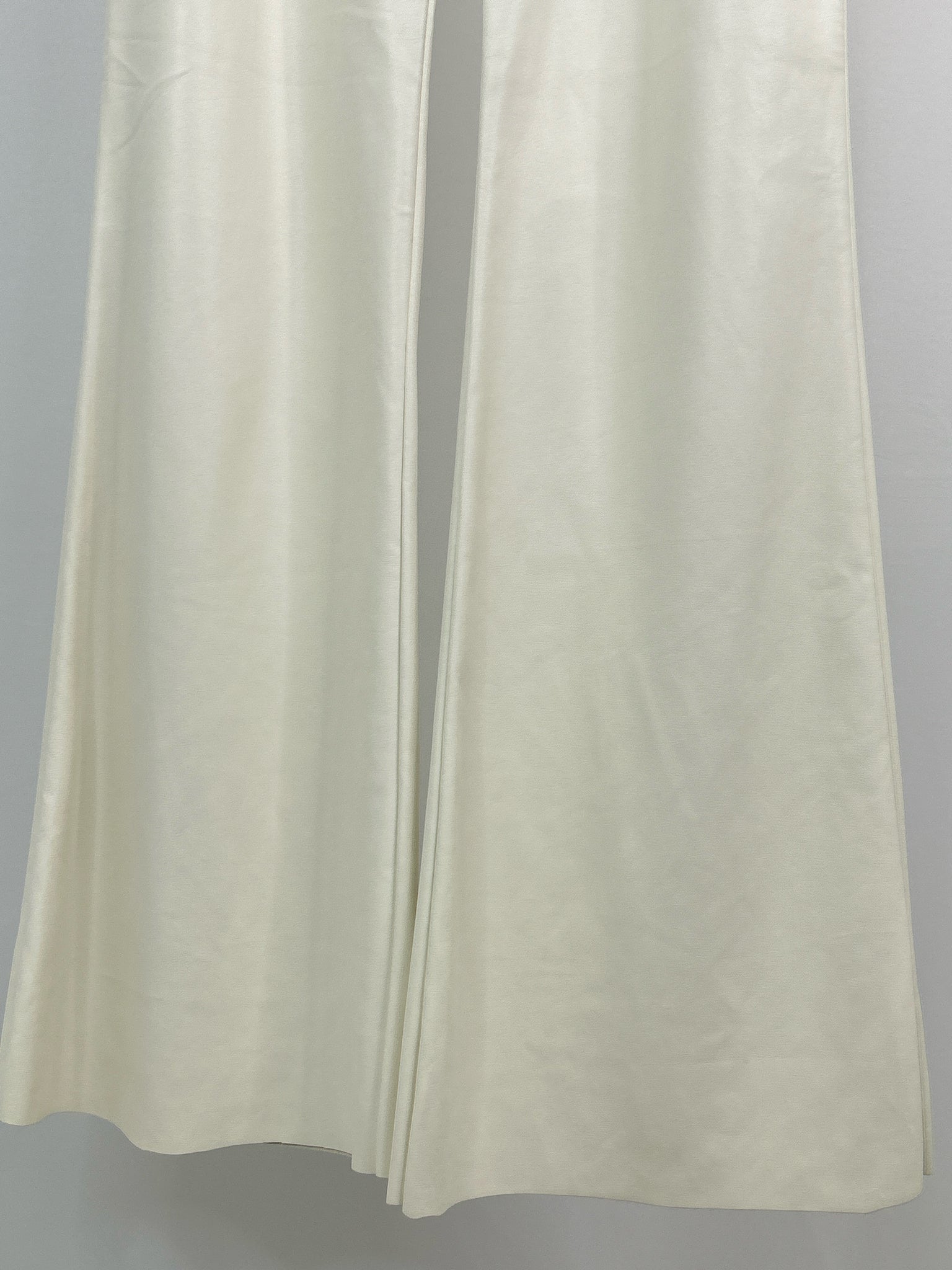 MARCIANO BY GUESS Size 6 Pearl Faux Leather Women Pants NWT
