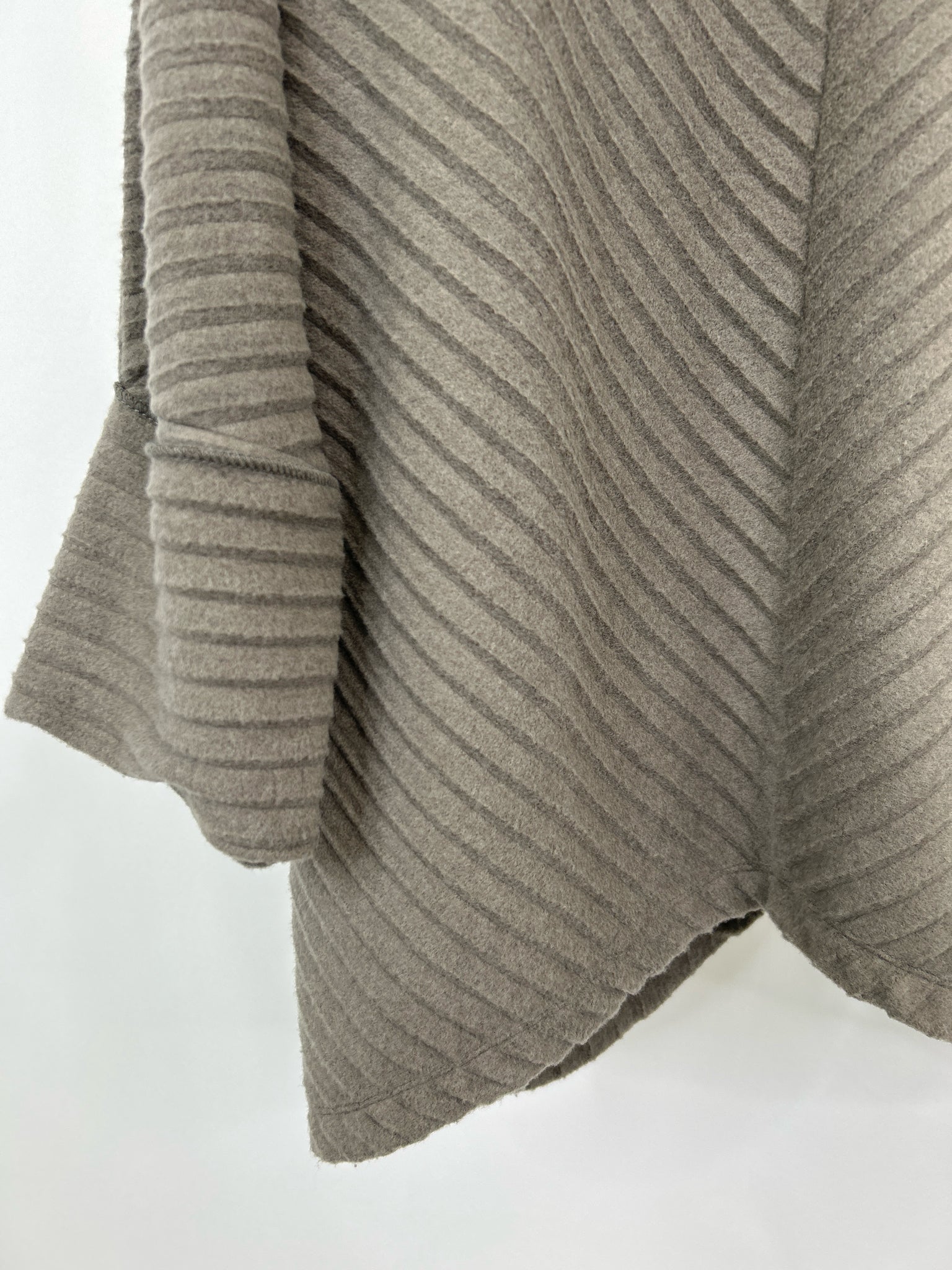 HABITAT Size S Mushroom Women Sweater