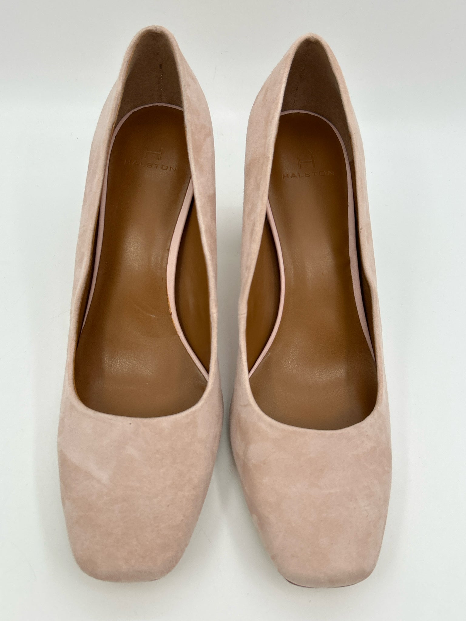 HALSTON Size 9M Pale Pink Women Pumps NWOB