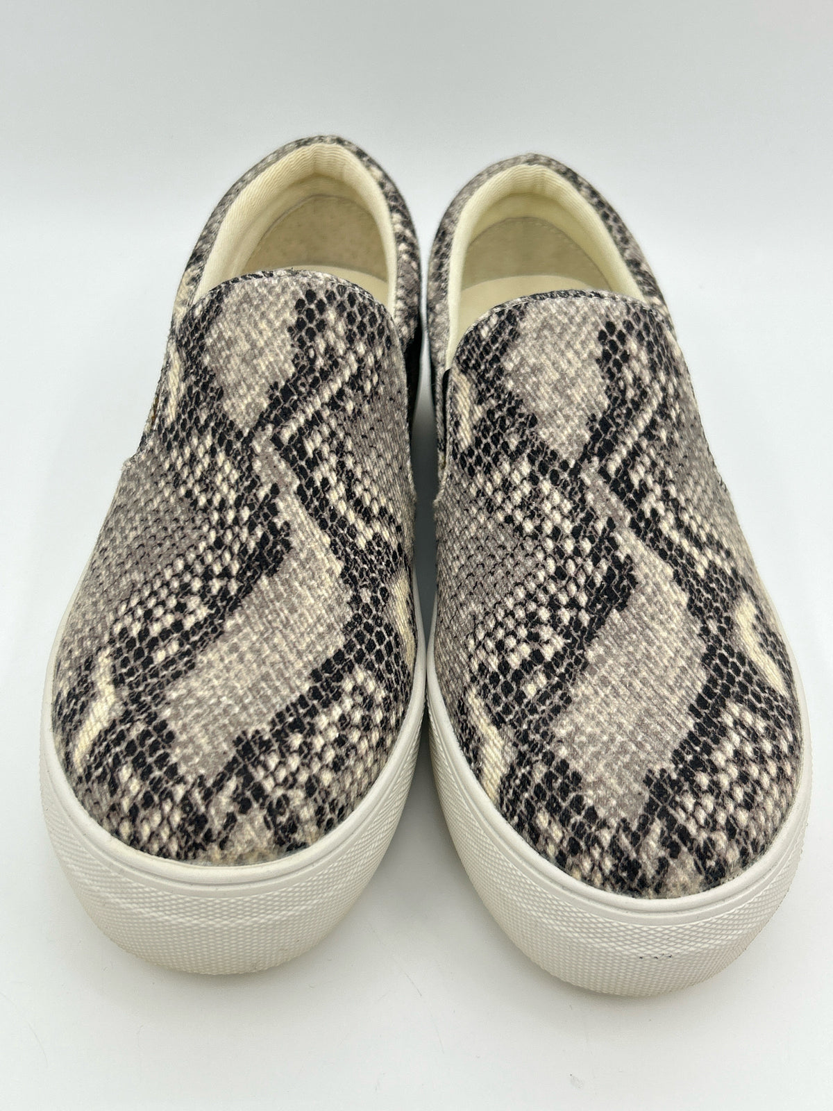 STEVE MADDEN Size 8.5 Beige & Grey Women Sneakers