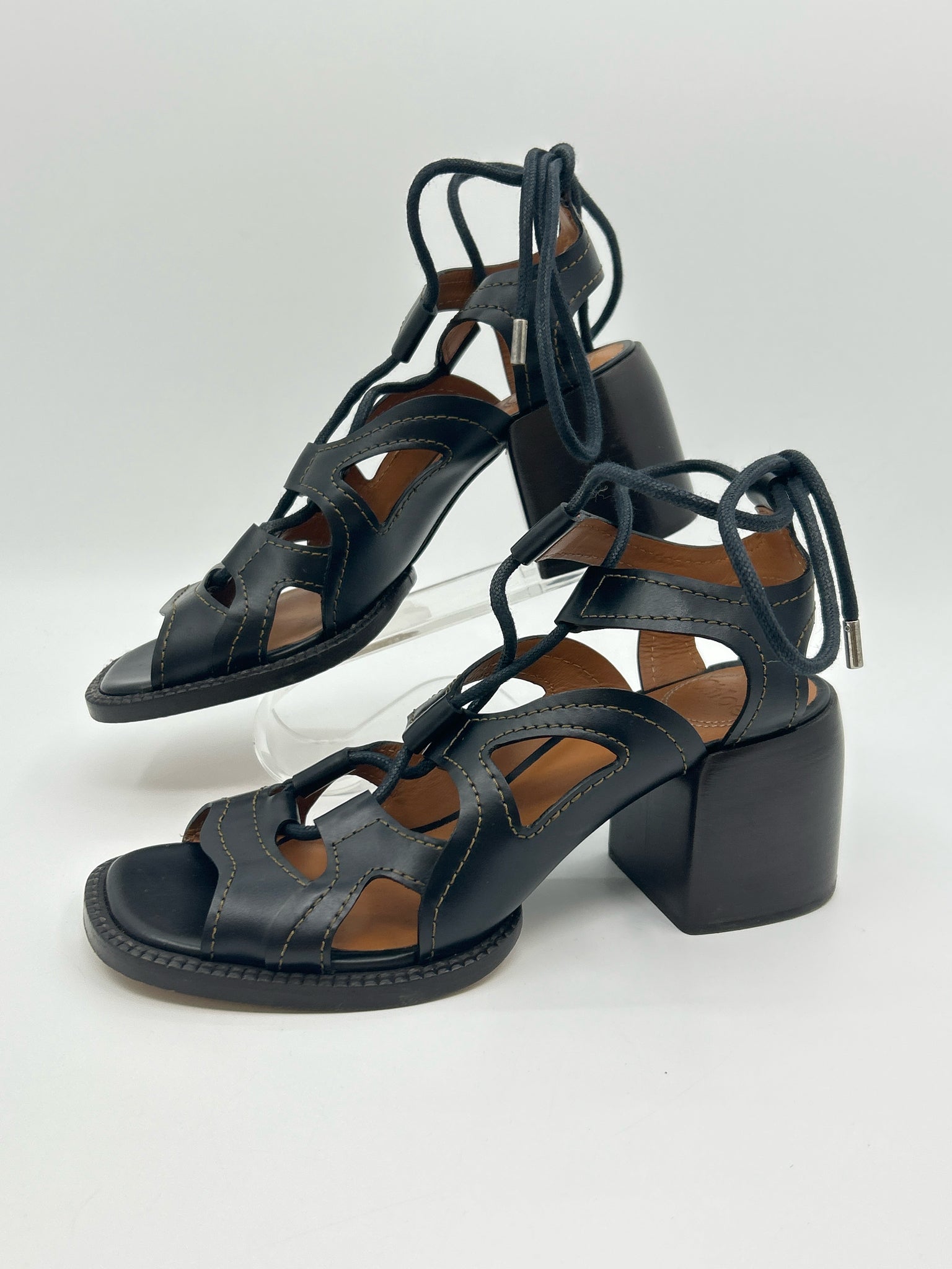 CHLOE Size 38 Black Women Sandal