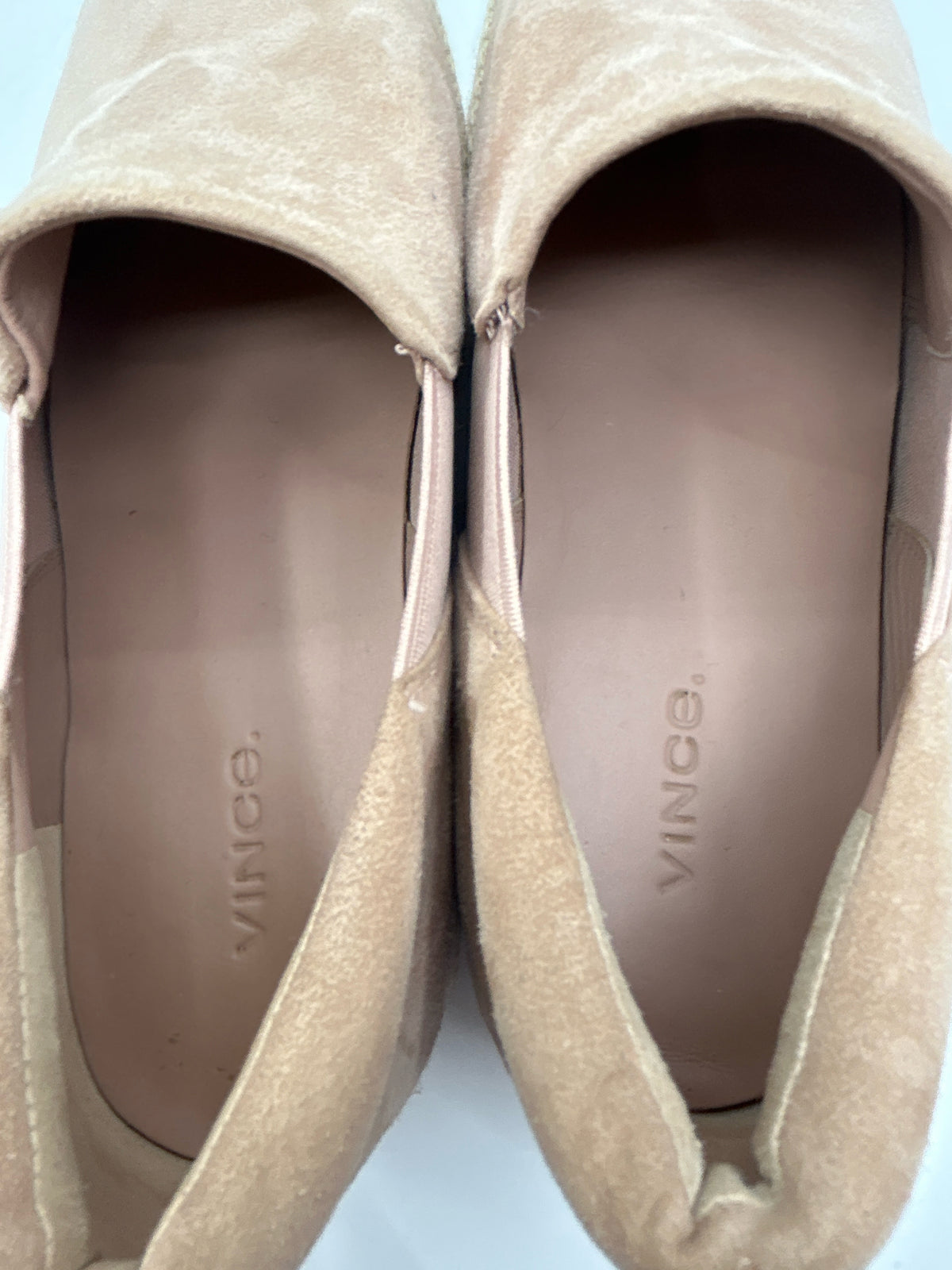 VINCE. Size 8M Dusty Rose Women Sneakers
