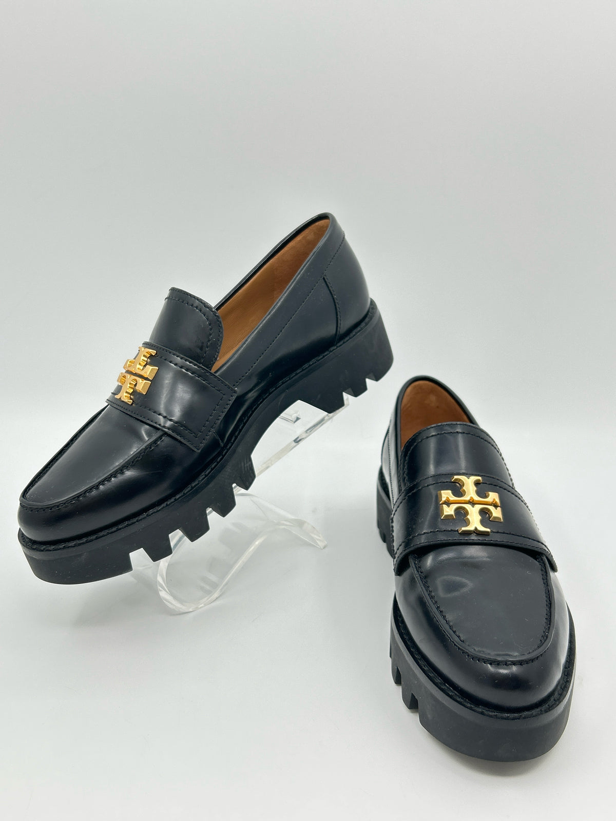 TORY BURCH Size 6M Black Women Loafer