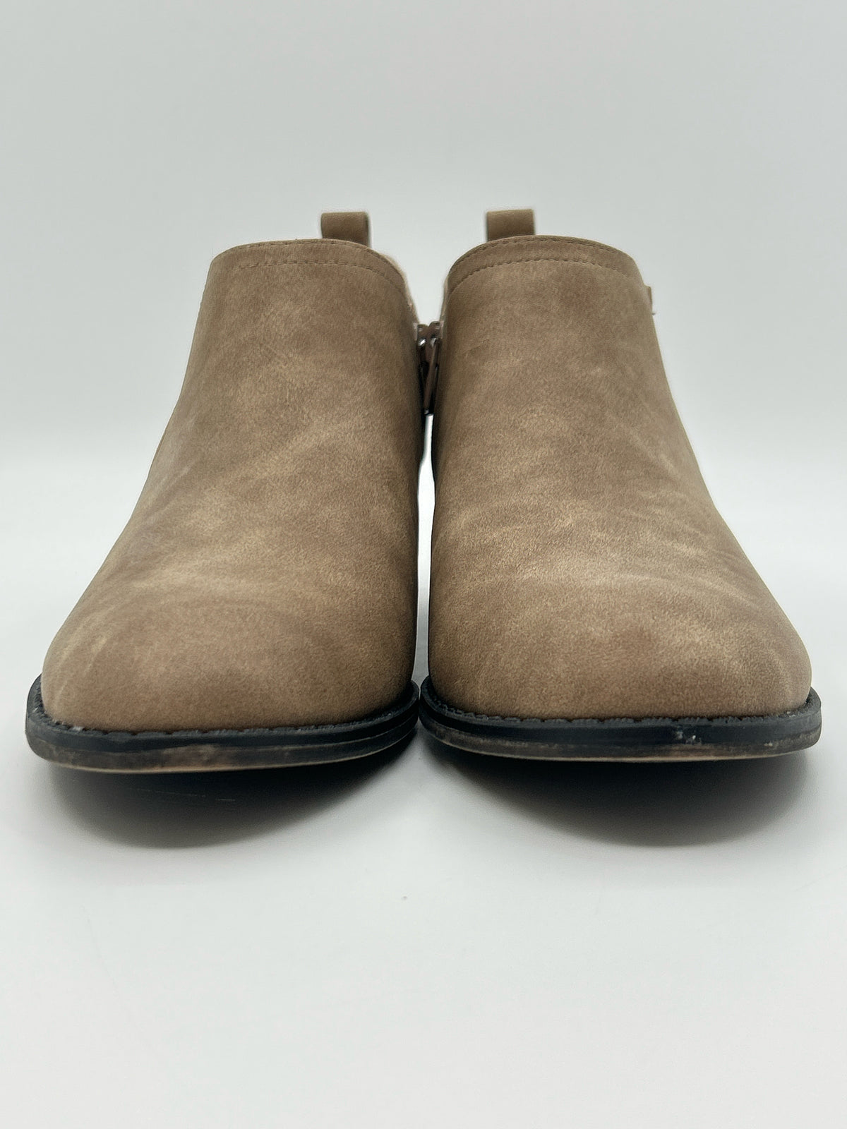 LIFE STRIDE Size 9M Beige Women Booties