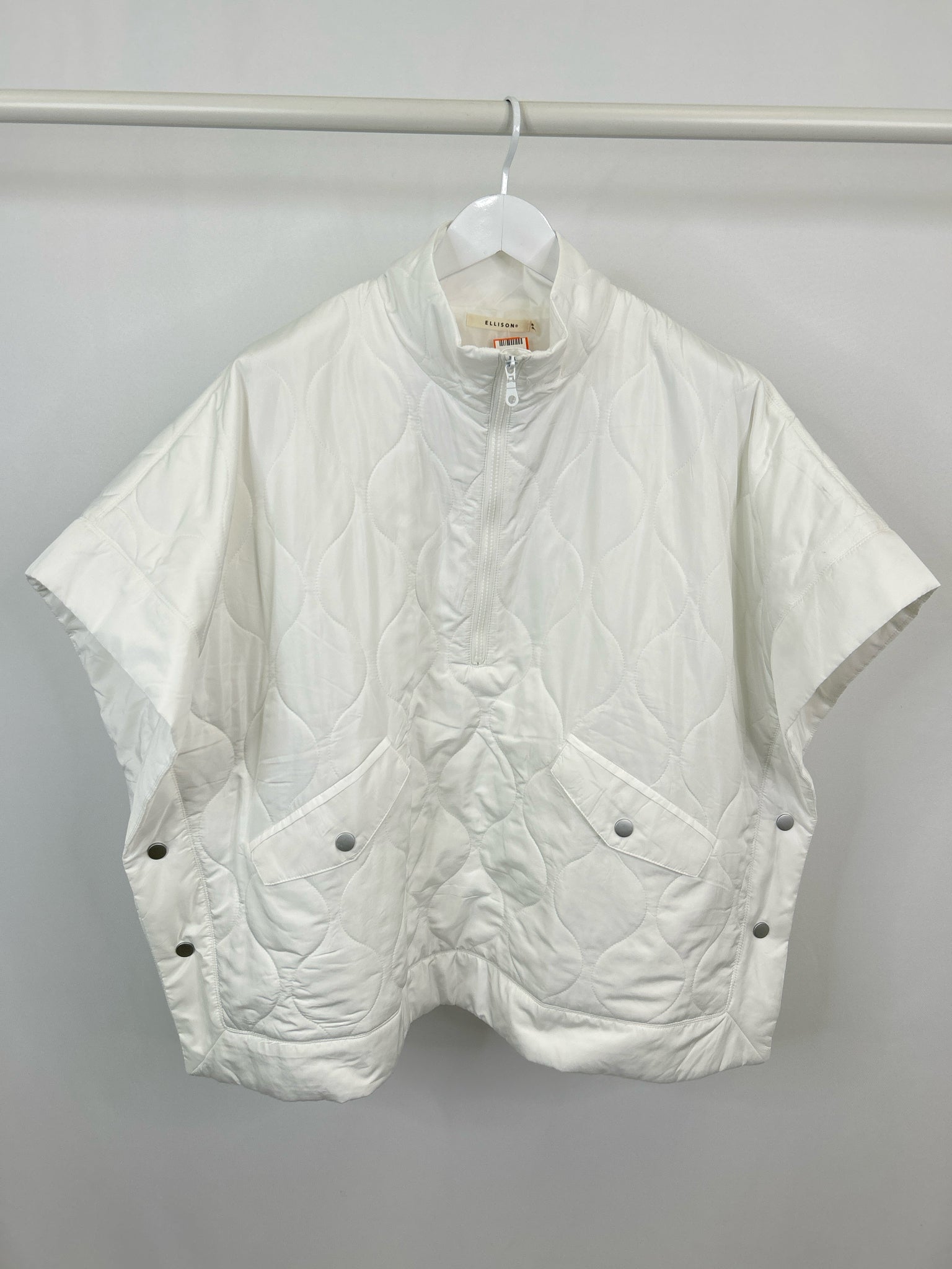 ELLISON Size M White Women Poncho