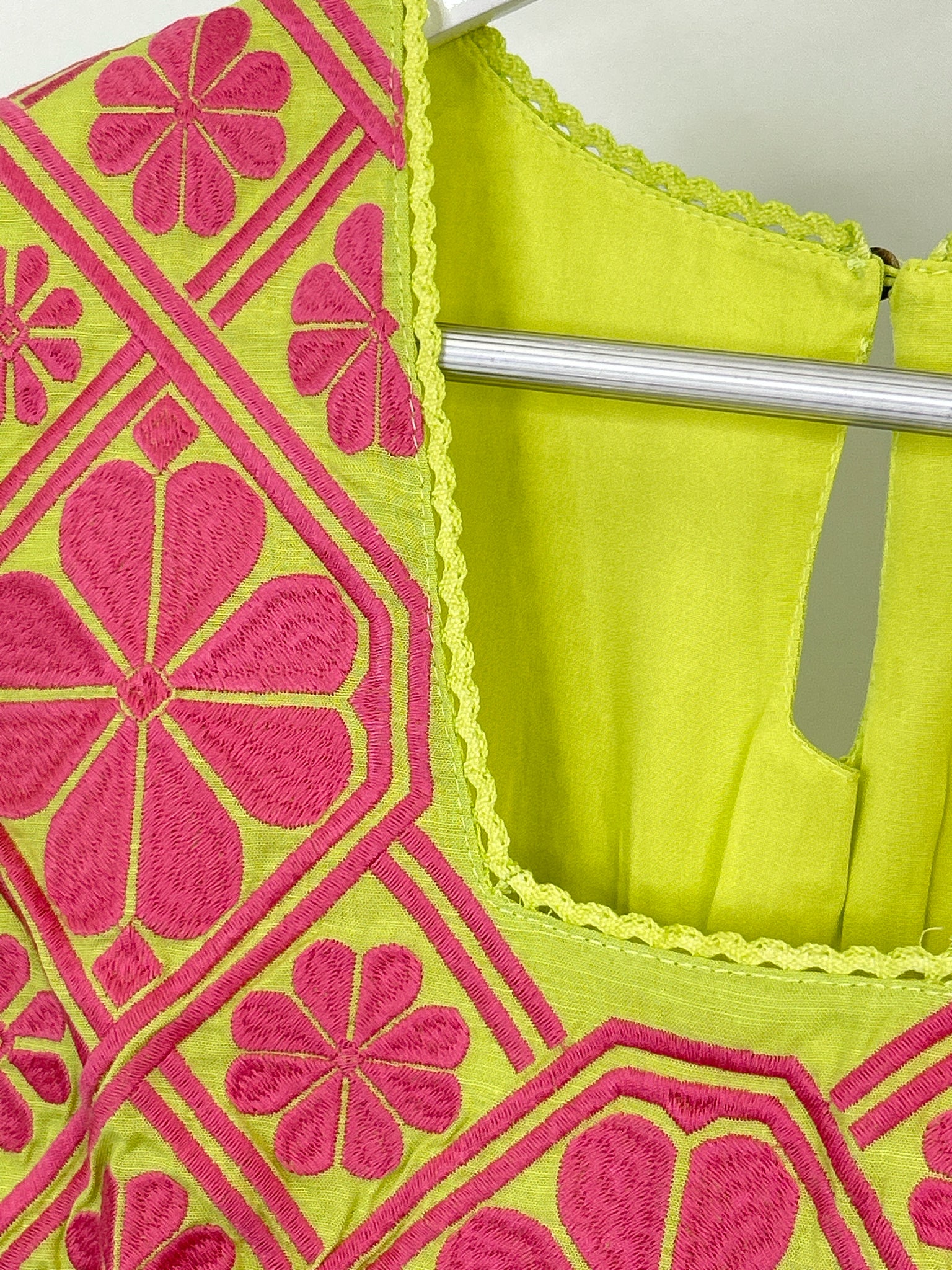 J. MARIE Size S Lime Green Women Top NWT