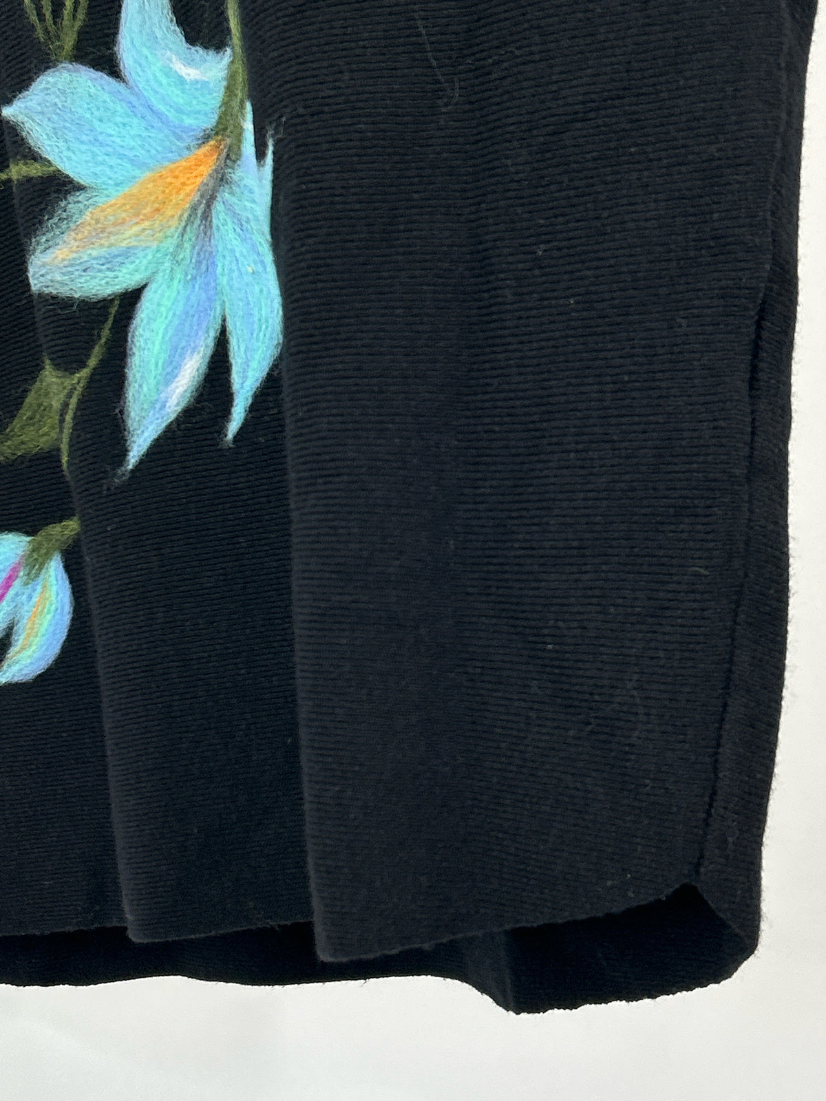 AAEDA Size M Black Women Sweater