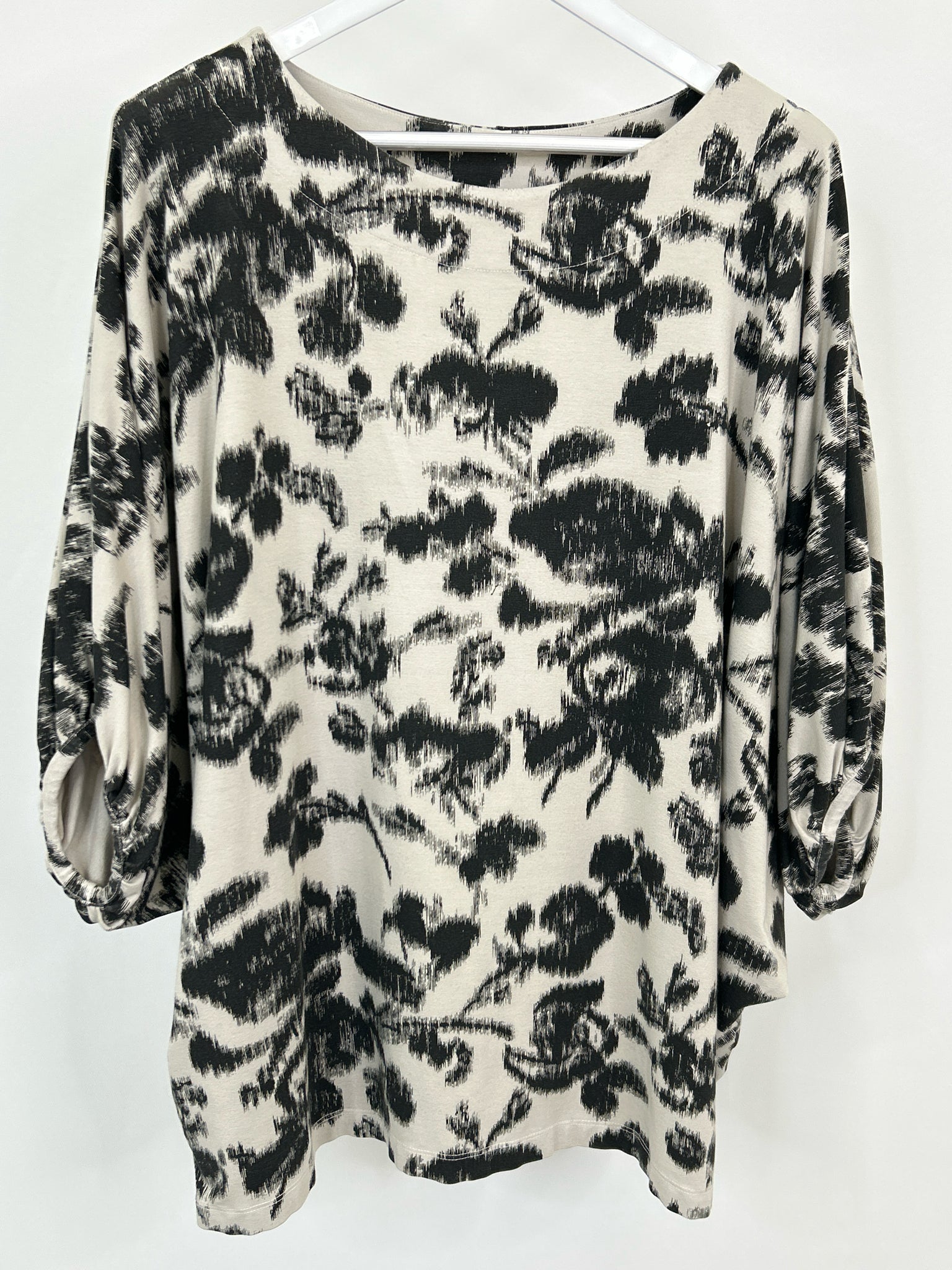 BRYN WALKER Size XS Black Print Women Tunic